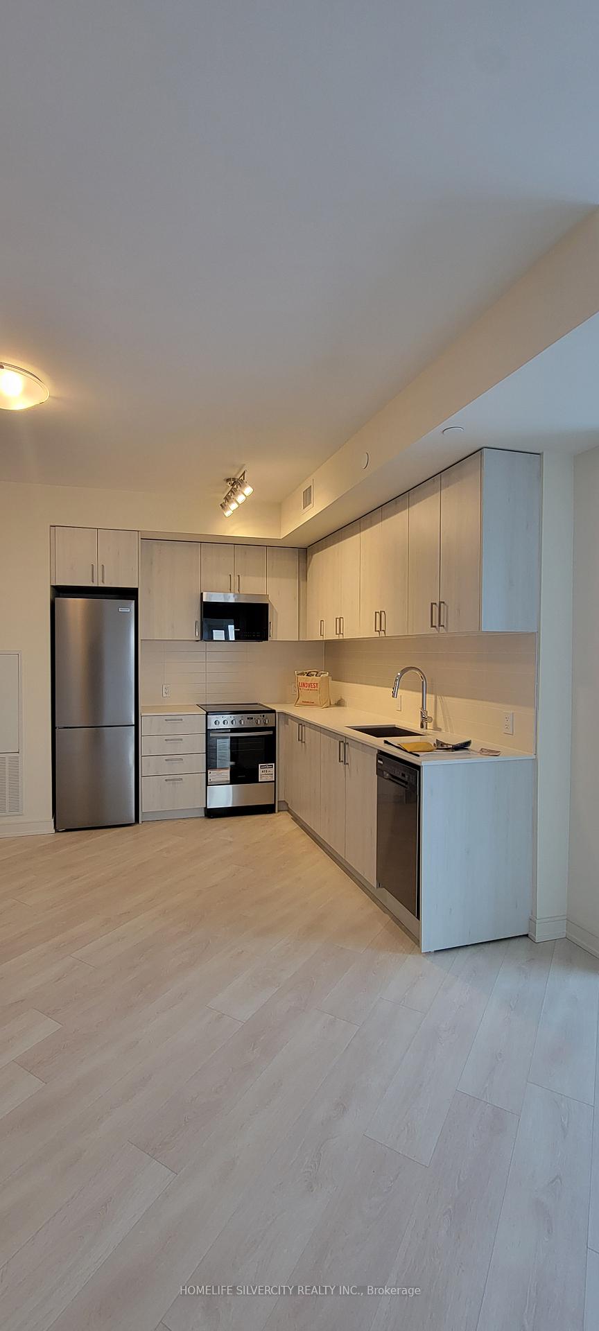 Photo 6 of Unit 904, 8020 Derry Road, Milton, Coates — HOMEH