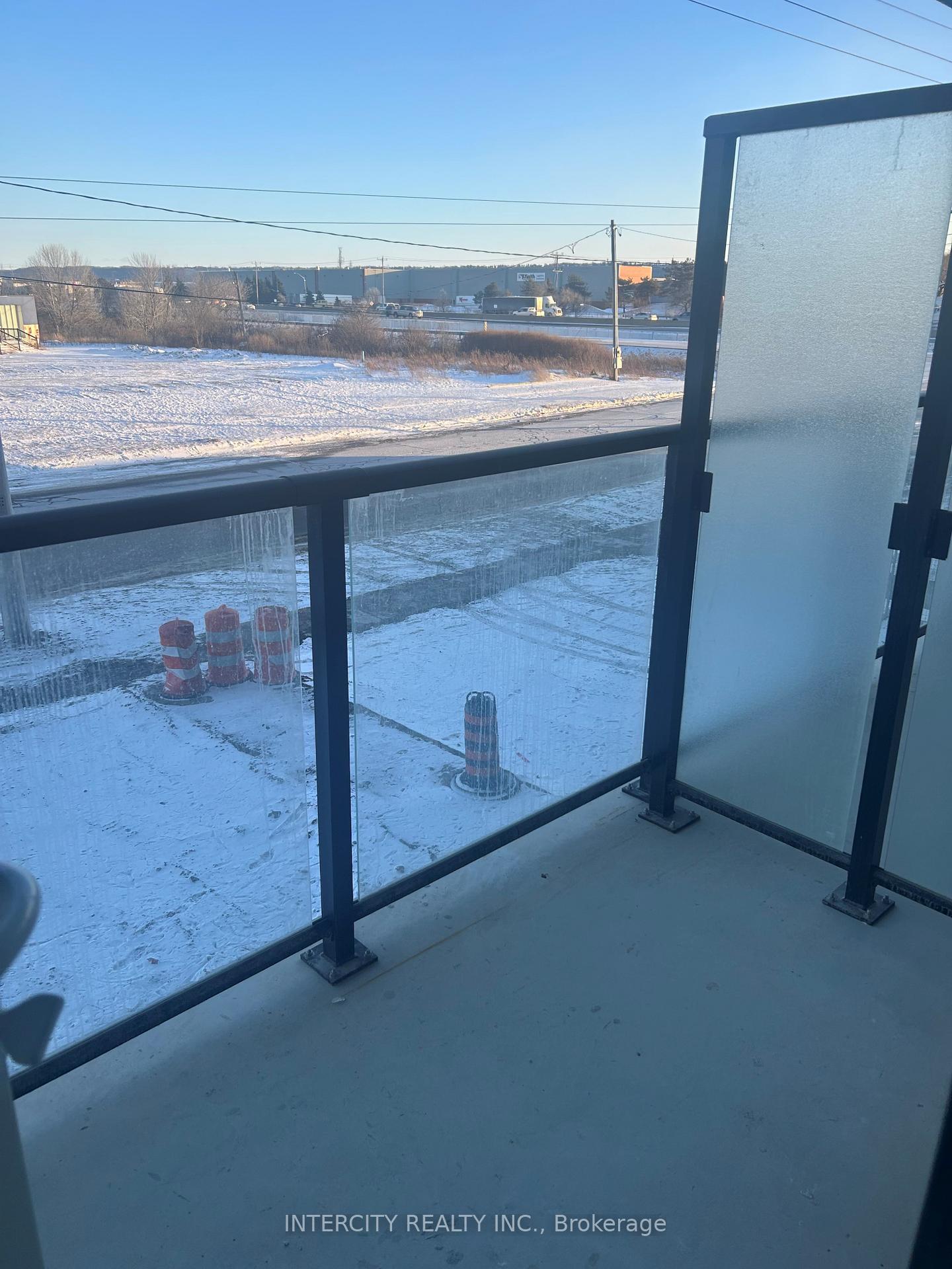 Photo 4 of Unit 216, 461 Green Road, Hamilton, Stoney Creek — HOMEH