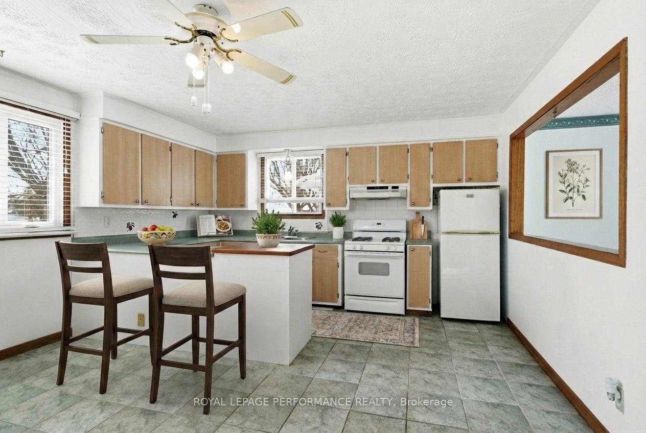 Photo 9 of 164 McCormick Road, North Glengarry, Alexandria — HOMEH