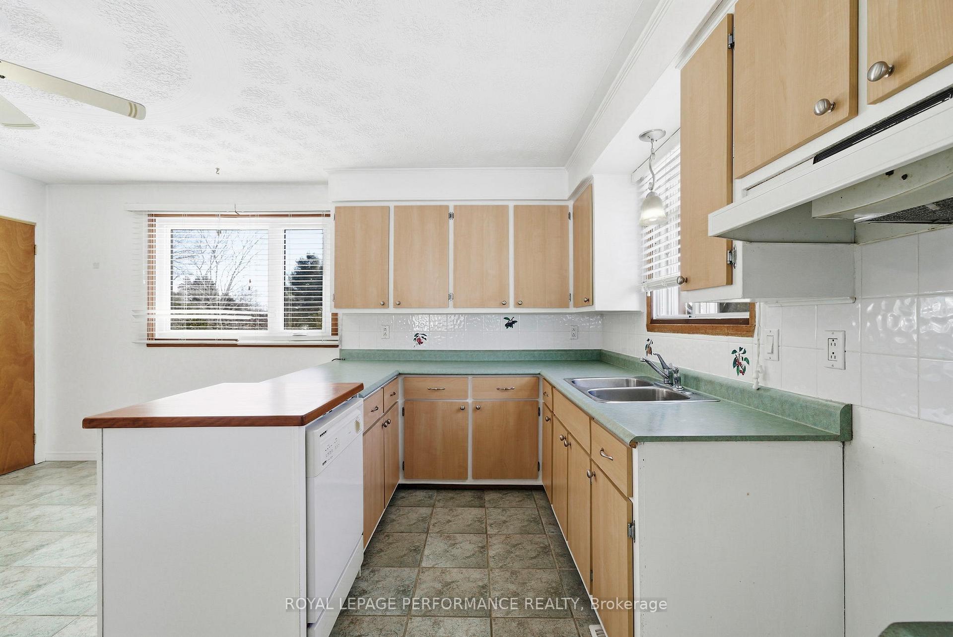 Photo 12 of 164 McCormick Road, North Glengarry, Alexandria — HOMEH