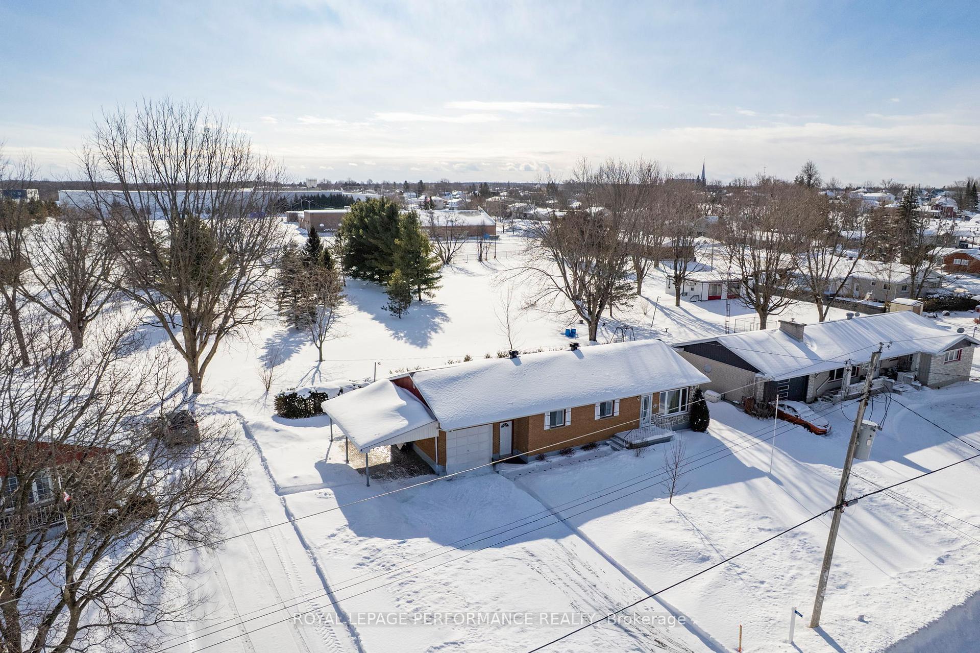 Photo 31 of 164 McCormick Road, North Glengarry, Alexandria — HOMEH