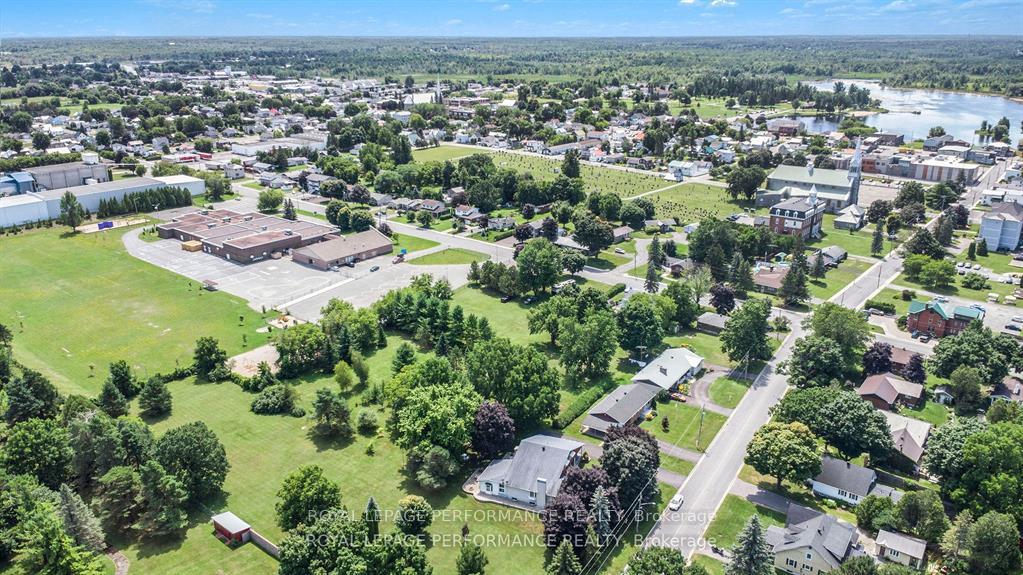 Photo 36 of 164 McCormick Road, North Glengarry, Alexandria — HOMEH