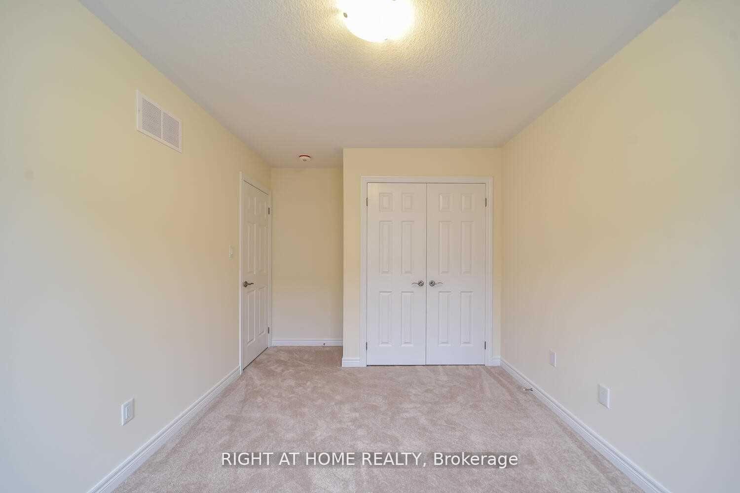 Photo 9 of Unit 38, 755 Linden Drive, Cambridge, Preston Heights — HOMEH