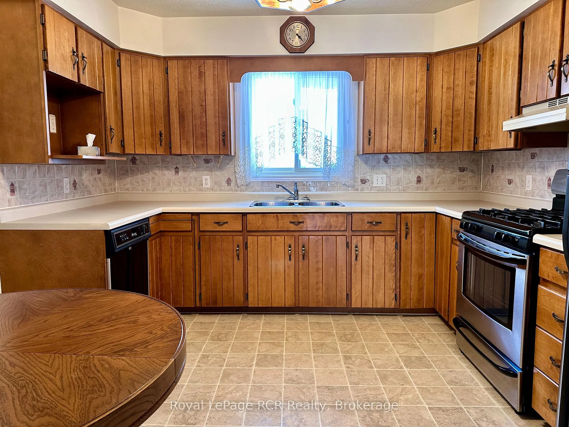 Photo 13 of 218 4th Street Crescent, Hanover — HOMEH