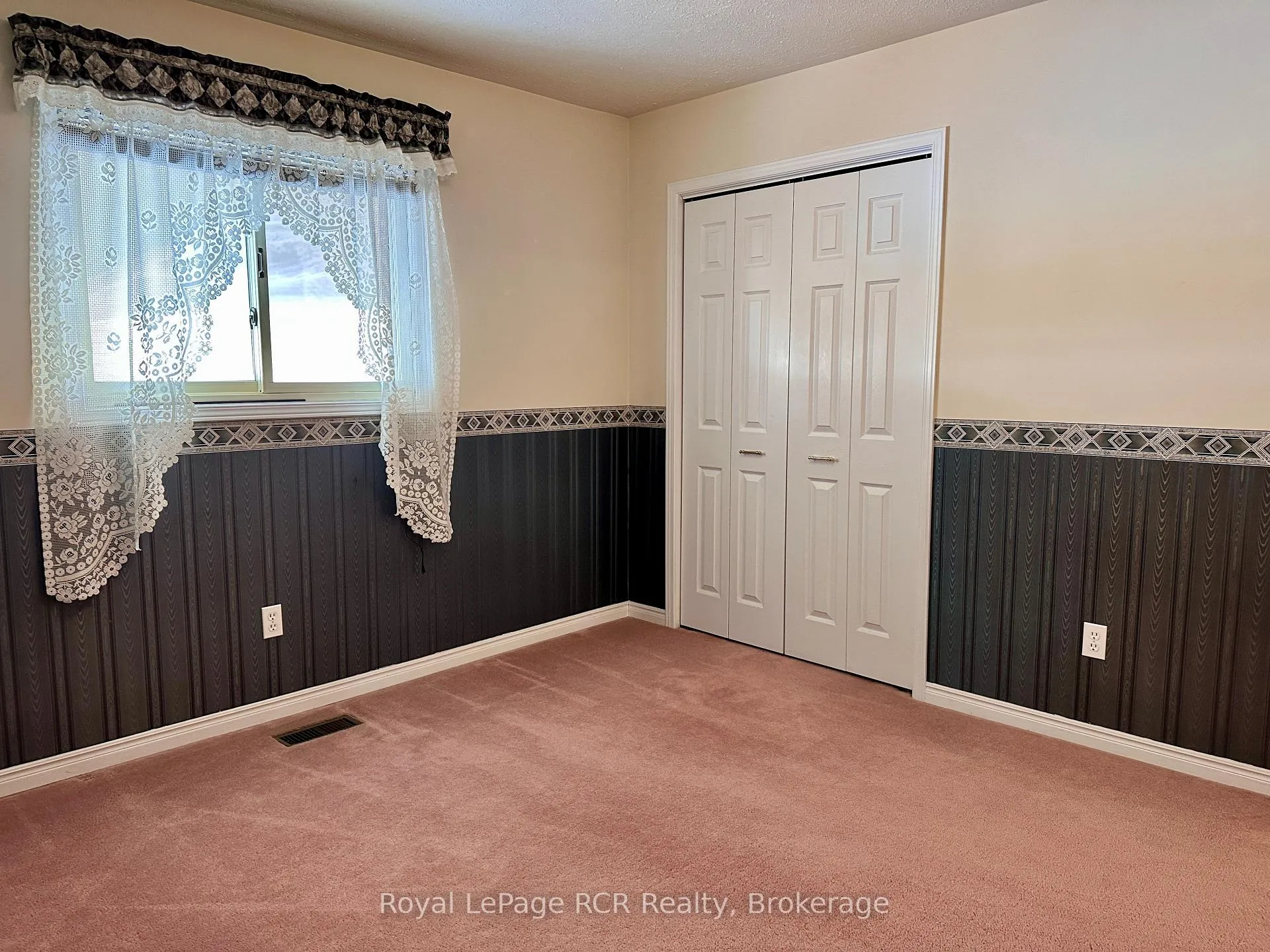 Photo 21 of 218 4th Street Crescent, Hanover — HOMEH