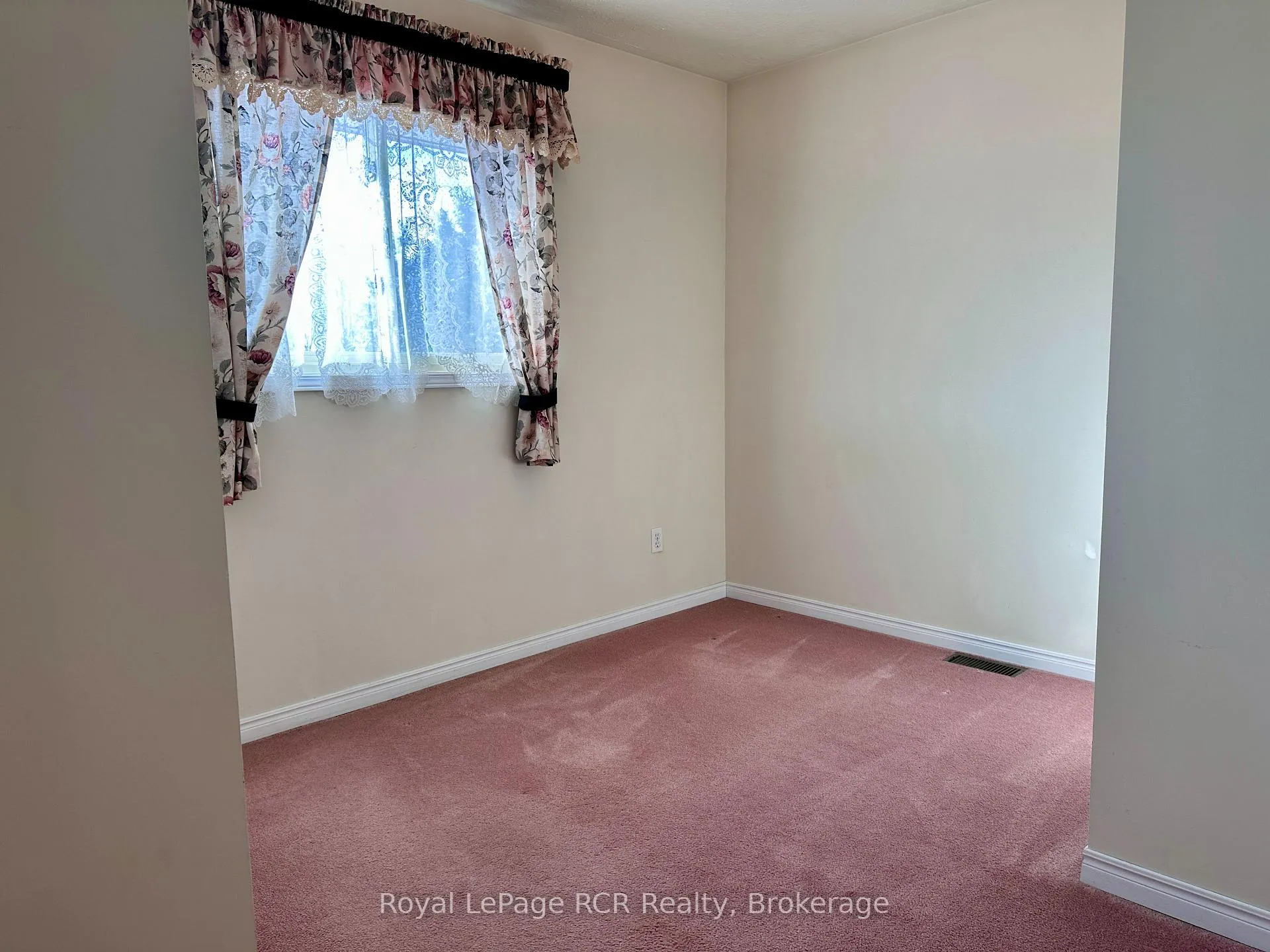 Photo 32 of 218 4th Street Crescent, Hanover — HOMEH