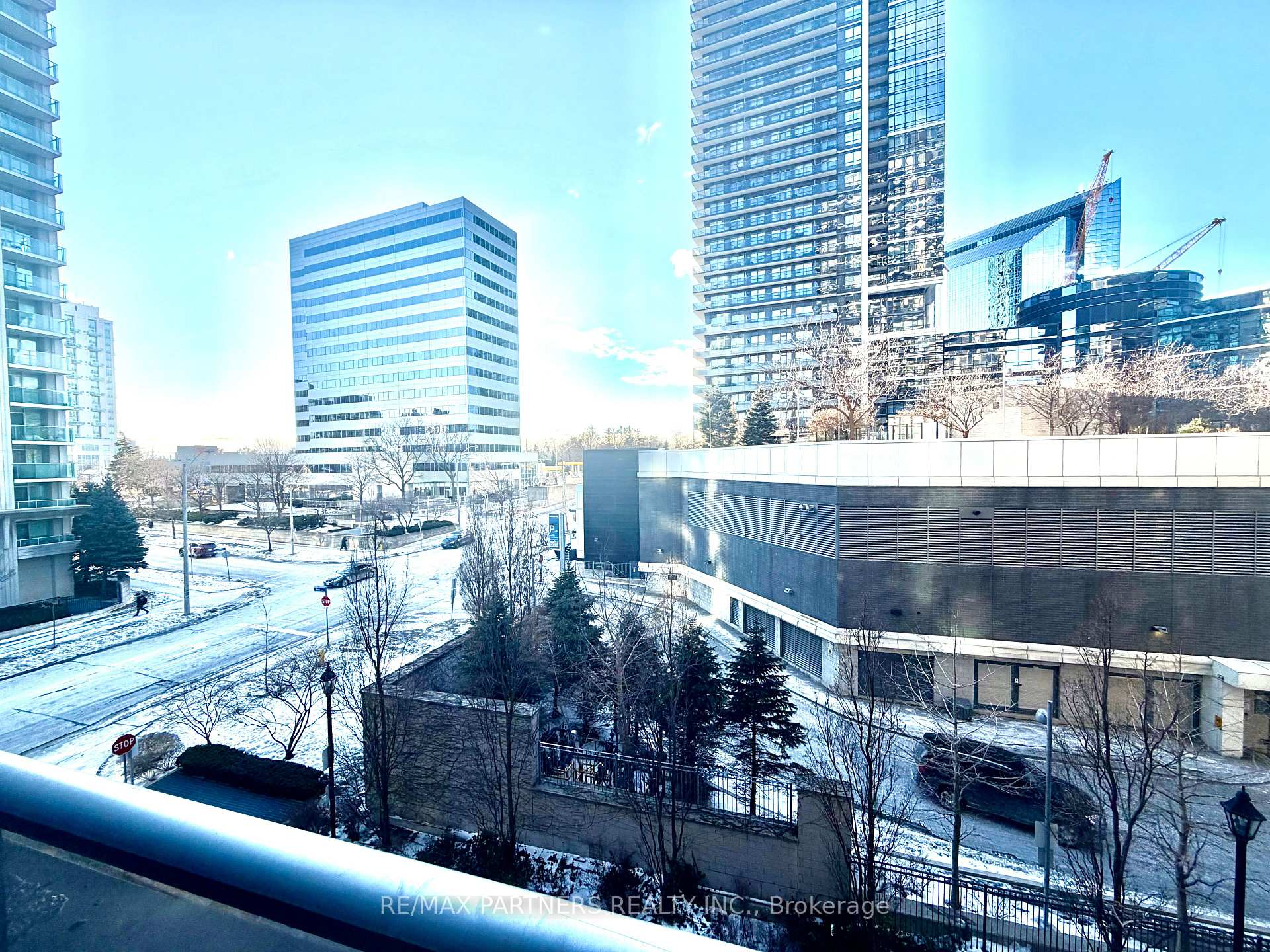 Photo 20 of Unit 410, 23 Sheppard Avenue E, North York, Willowdale East — HOMEH