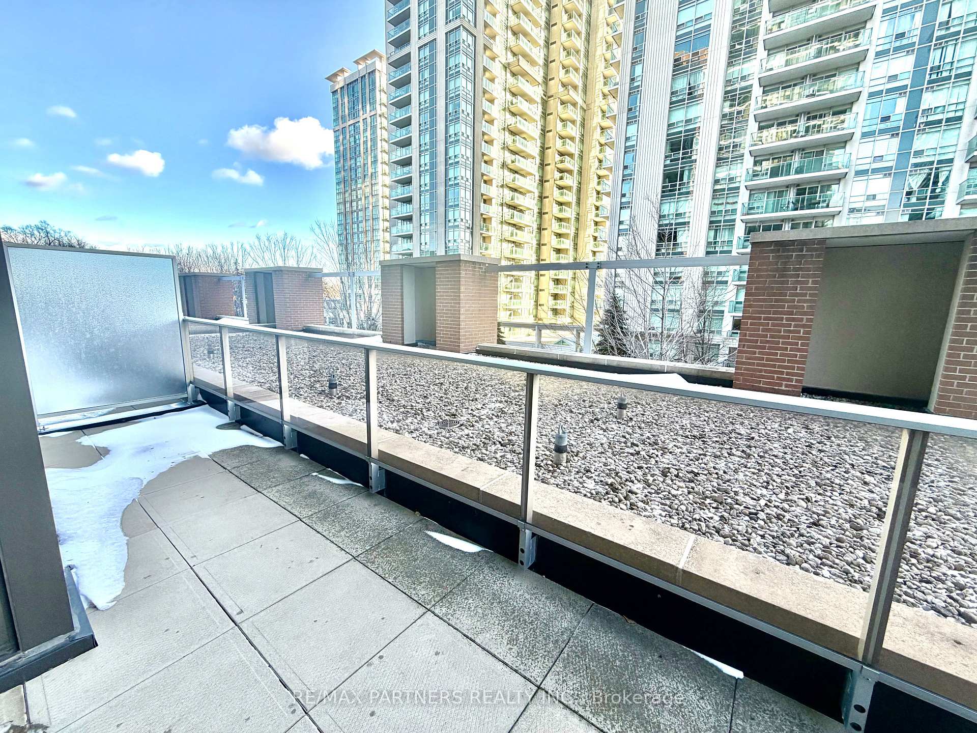 Photo 25 of Unit 410, 23 Sheppard Avenue E, North York, Willowdale East — HOMEH