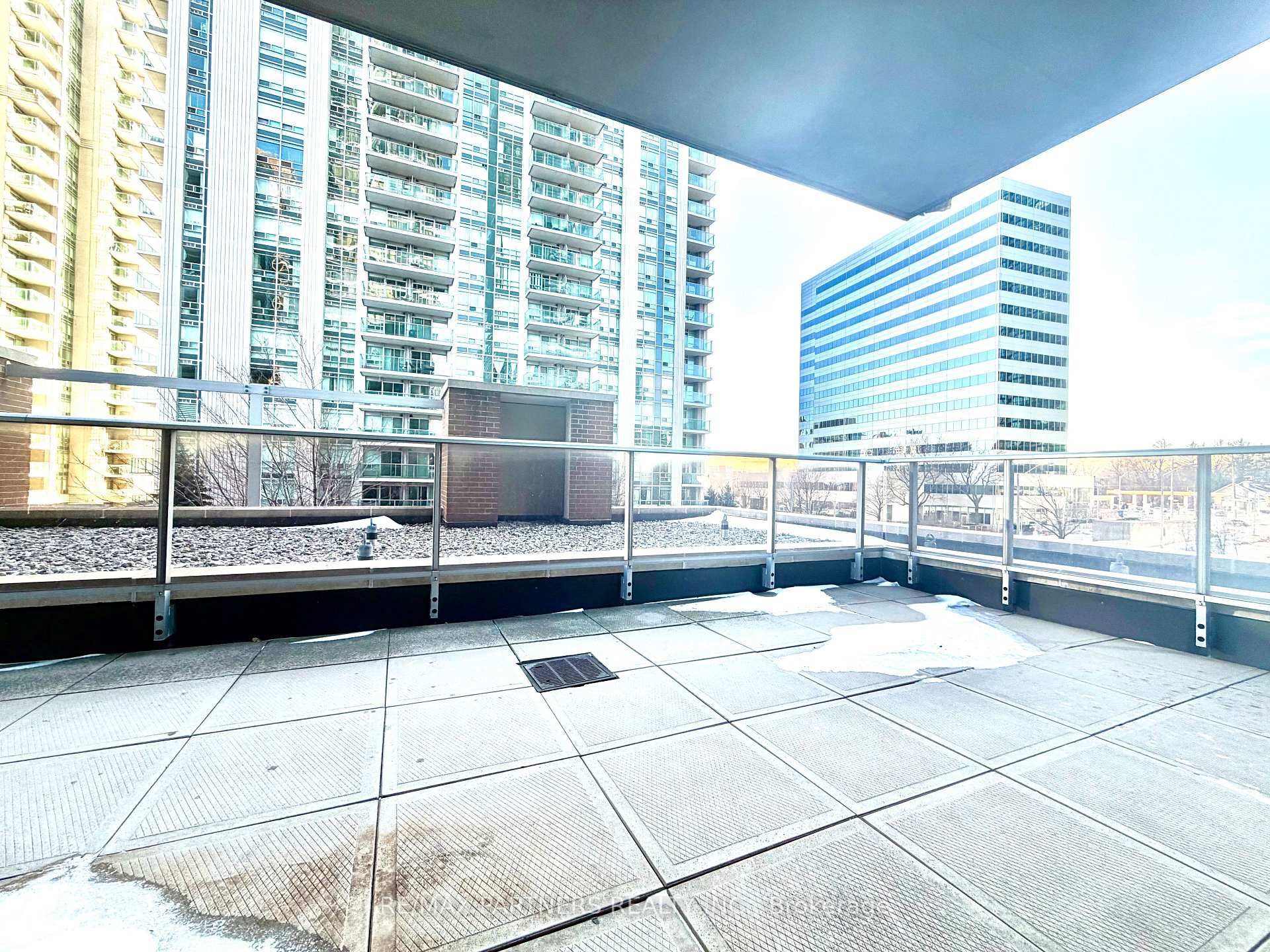 Photo 21 of Unit 410, 23 Sheppard Avenue E, North York, Willowdale East — HOMEH