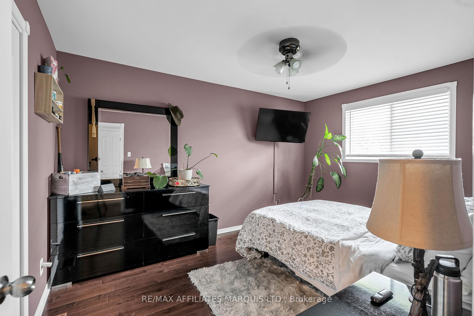 Photo 15 of 740 Champlain Drive, Cornwall — HOMEH
