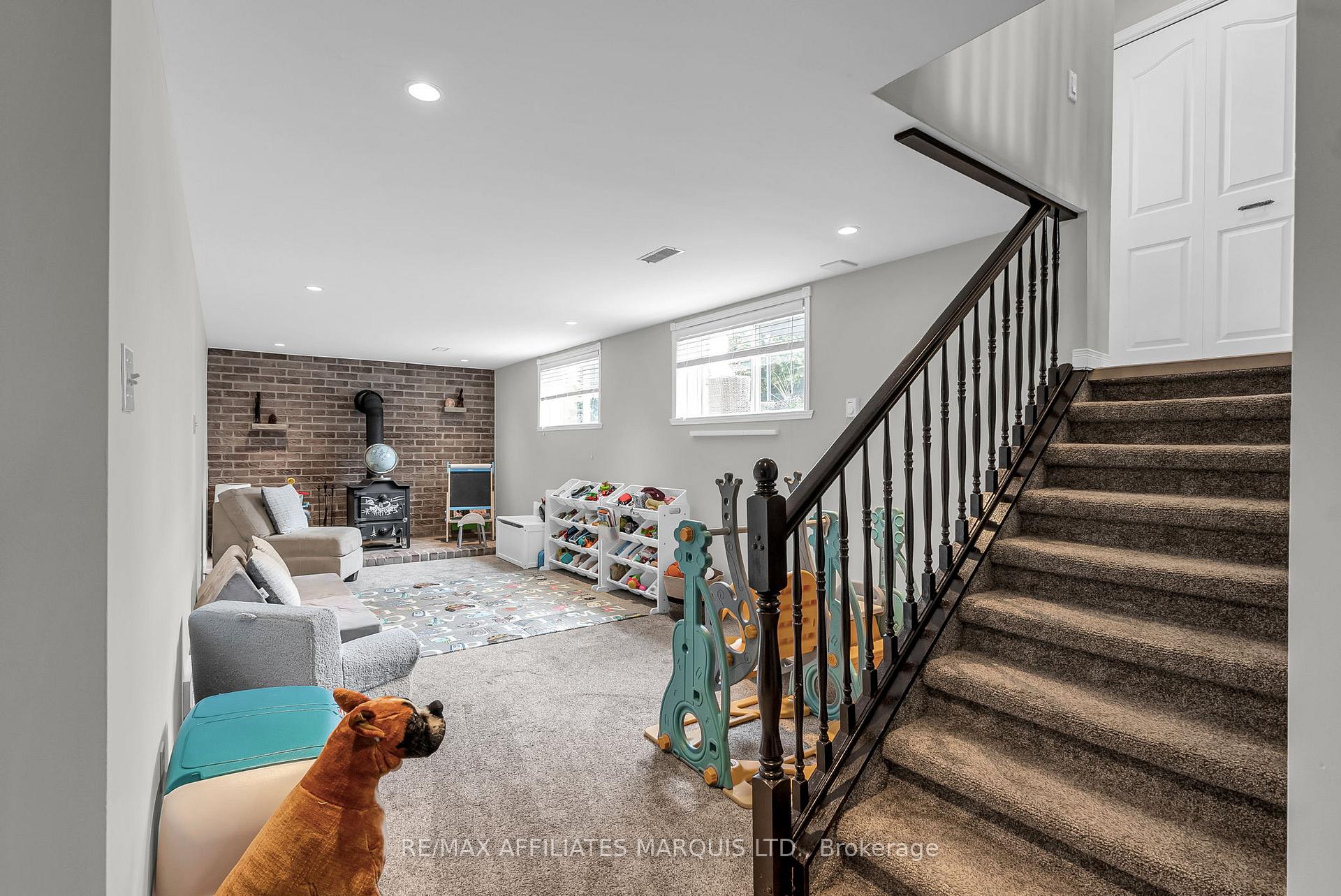 Photo 22 of 740 Champlain Drive, Cornwall — HOMEH