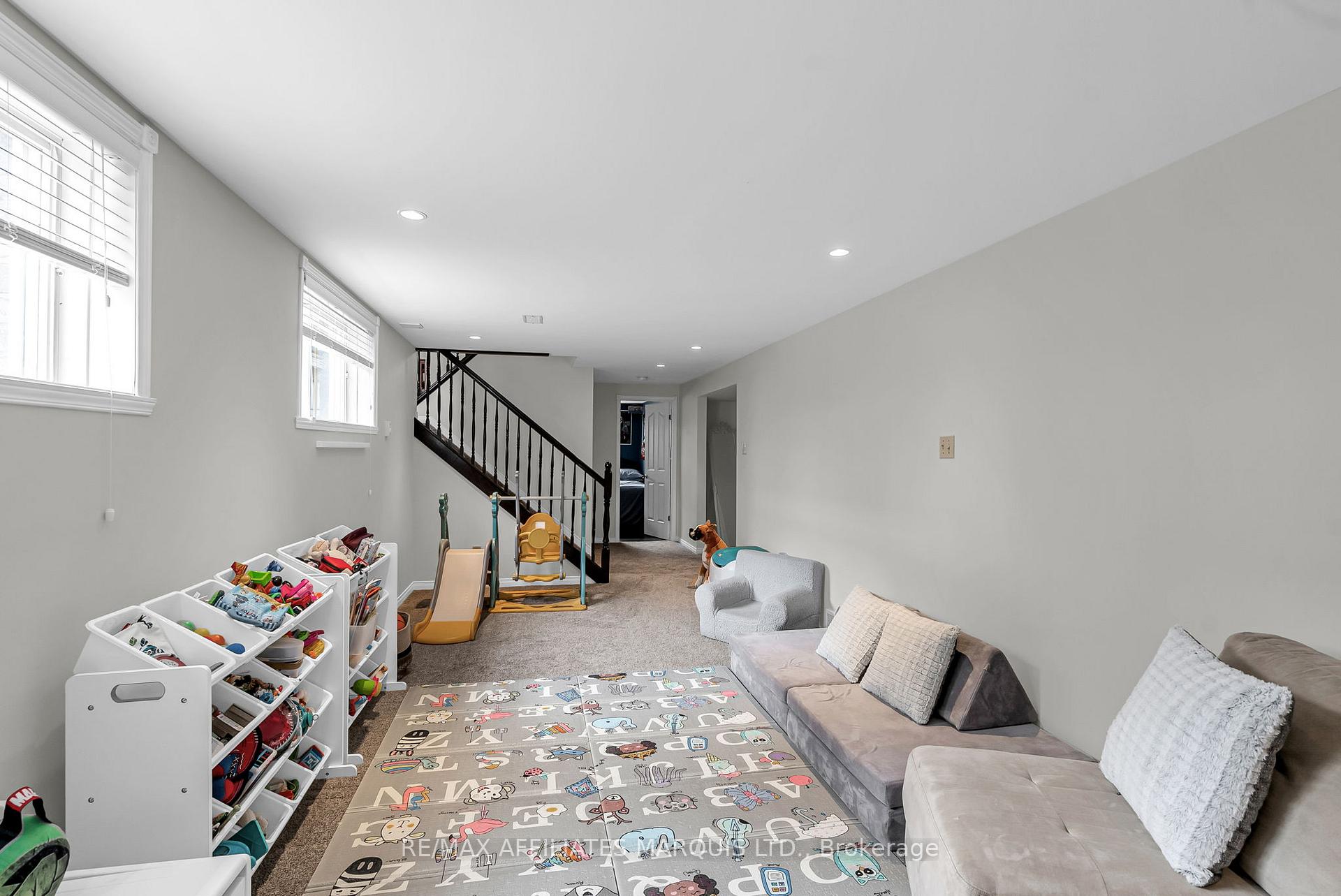 Photo 25 of 740 Champlain Drive, Cornwall — HOMEH