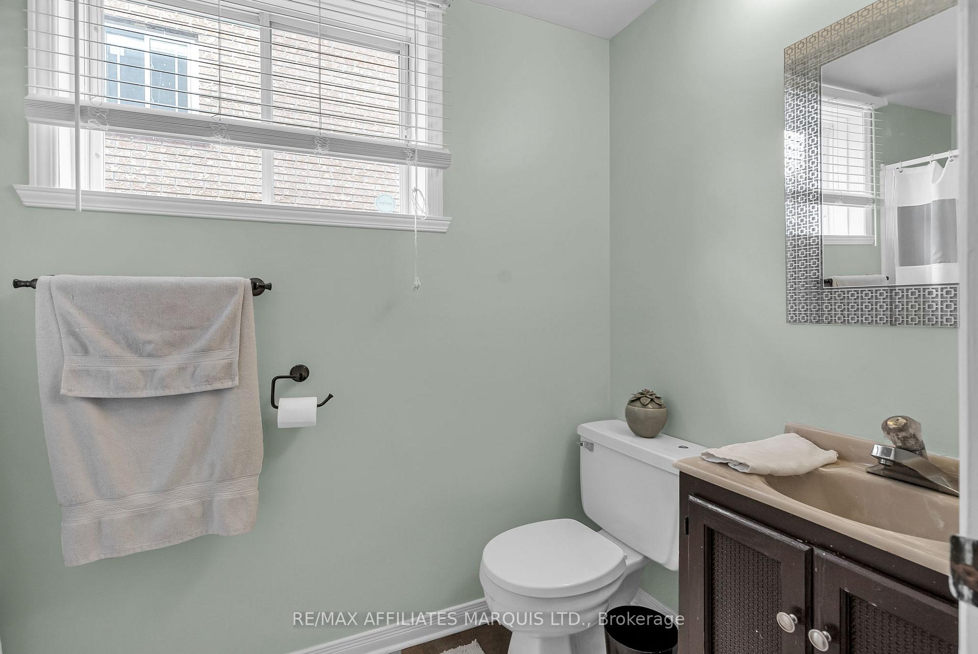 Photo 29 of 740 Champlain Drive, Cornwall — HOMEH