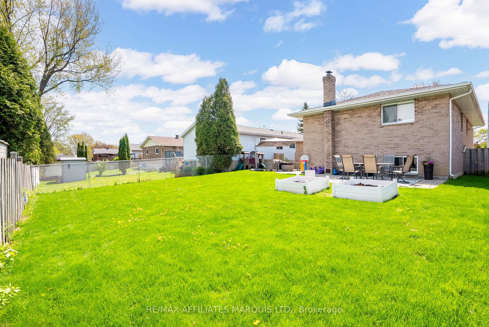 Photo 36 of 740 Champlain Drive, Cornwall — HOMEH