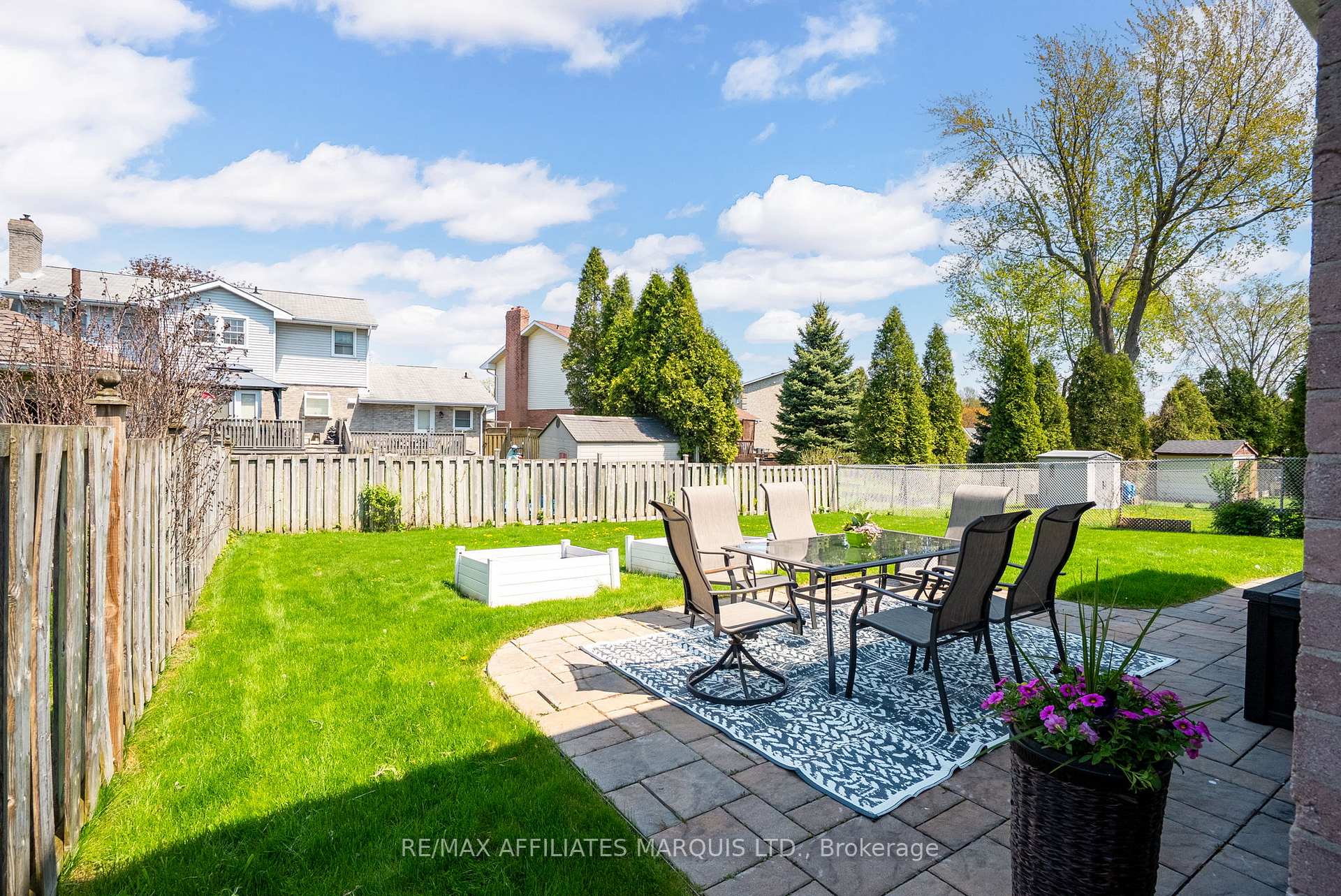 Photo 38 of 740 Champlain Drive, Cornwall — HOMEH