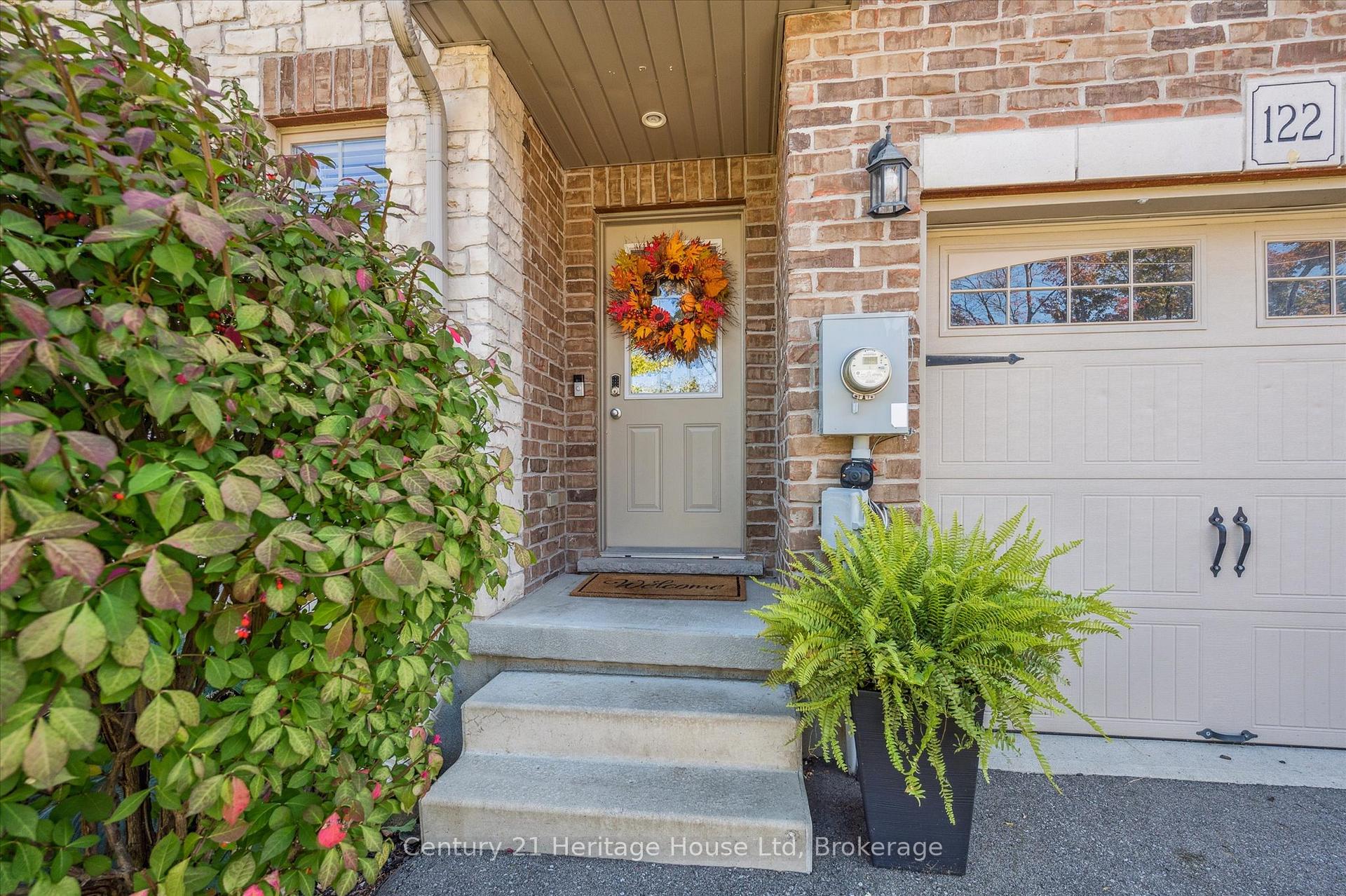 Photo 4 of 122 Creighton Avenue, Guelph, Grange Road — HOMEH