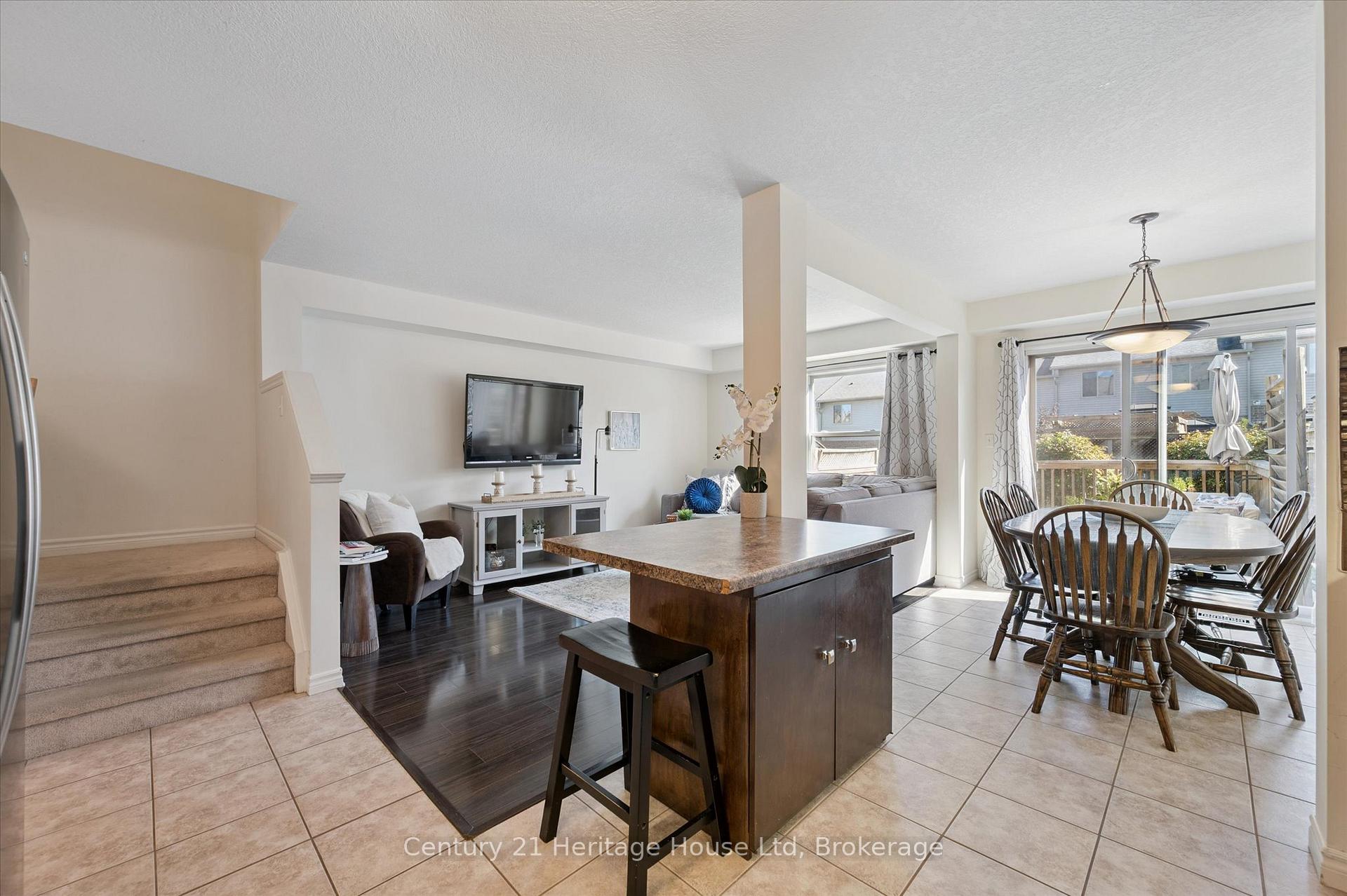 Photo 14 of 122 Creighton Avenue, Guelph, Grange Road — HOMEH