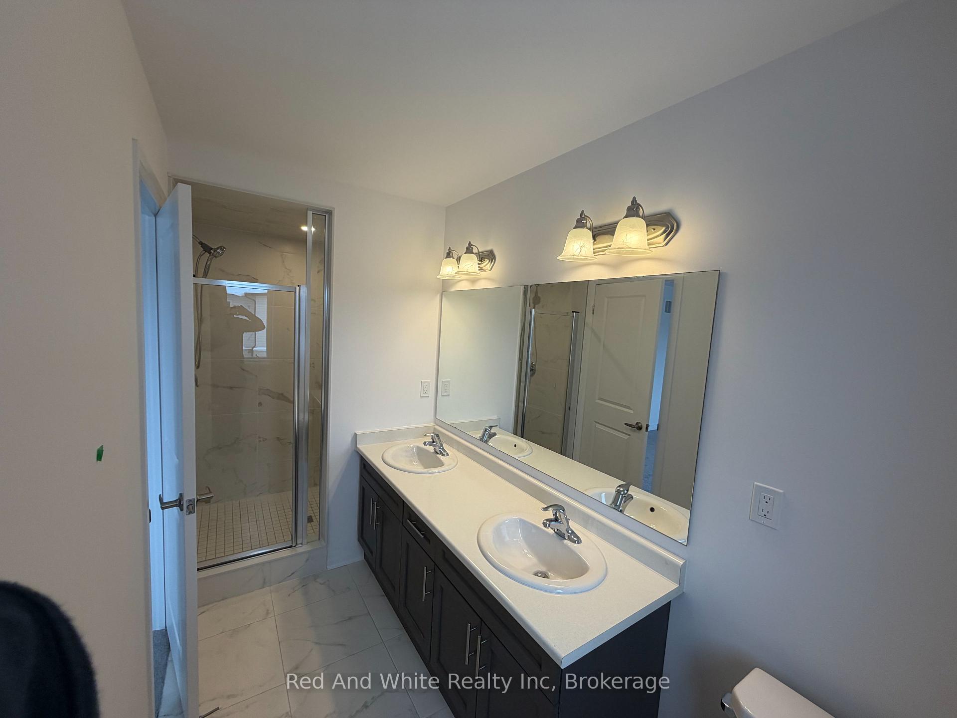 Photo 10 of 125 Manuel Street, Stratford — HOMEH