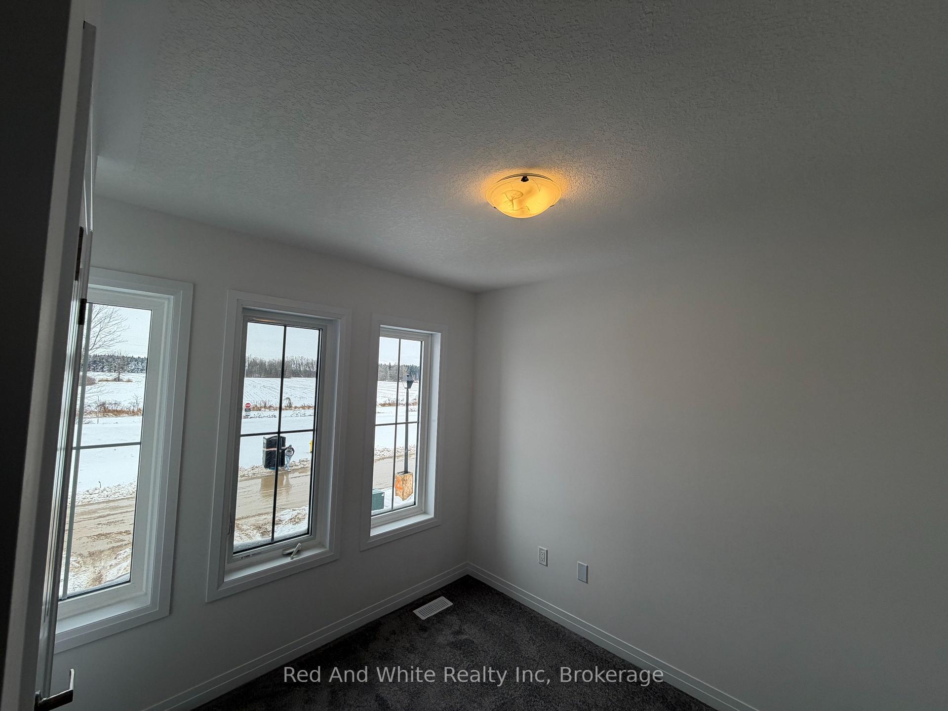 Photo 22 of 125 Manuel Street, Stratford — HOMEH
