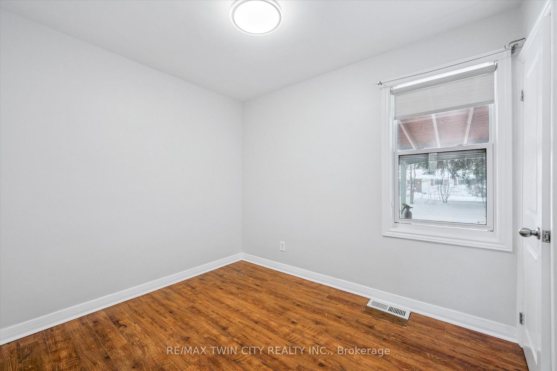 Photo 13 of 56 Columbia Street W, Waterloo — HOMEH