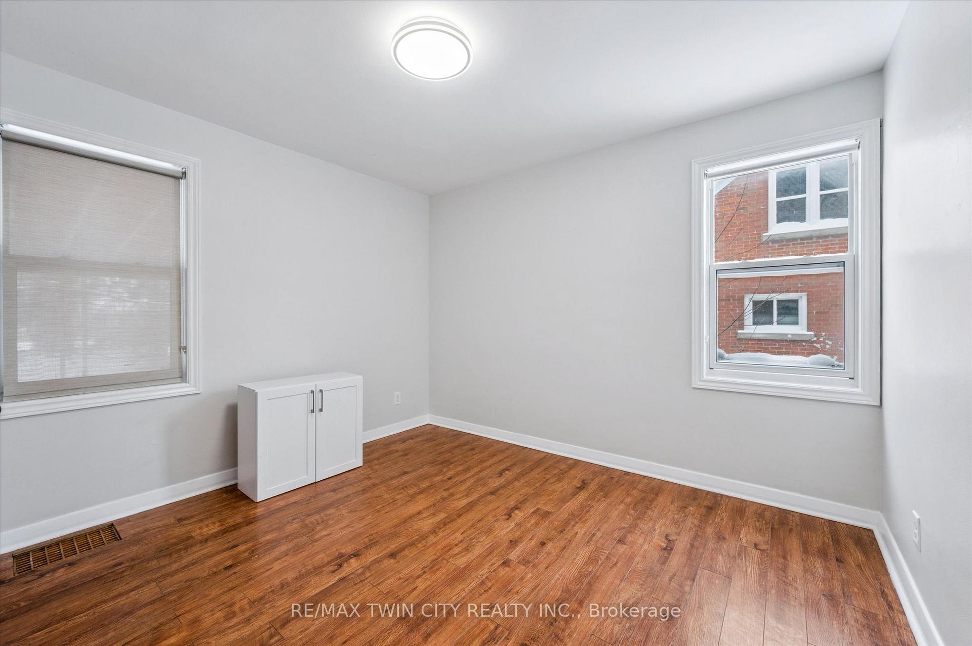 Photo 15 of 56 Columbia Street W, Waterloo — HOMEH