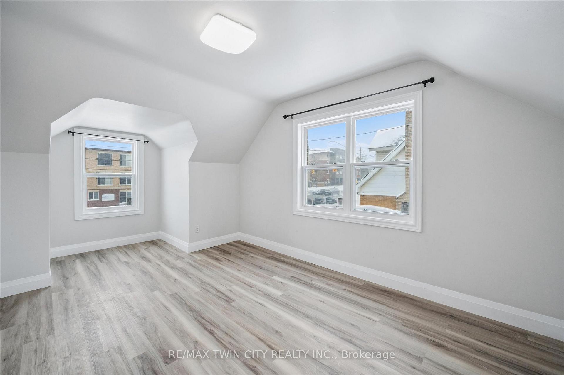 Photo 14 of 56 Columbia Street W, Waterloo — HOMEH