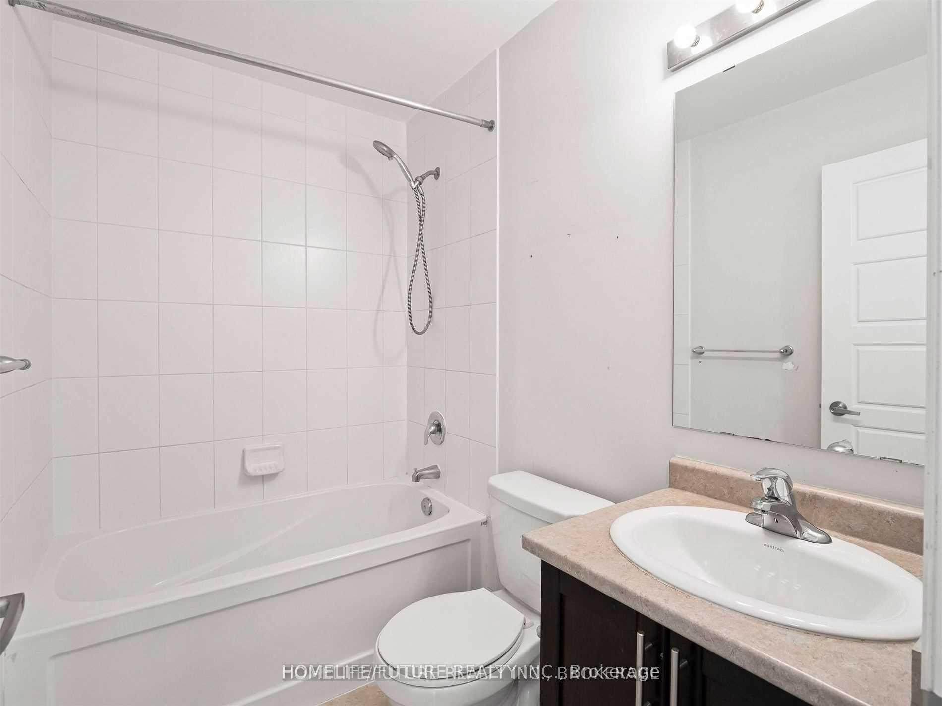 Photo 12 of Unit 127, 165 Hampshire Way, Milton, Dempsey — HOMEH
