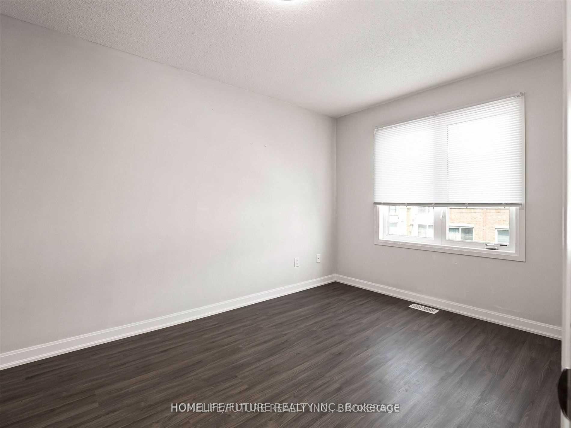 Photo 11 of Unit 127, 165 Hampshire Way, Milton, Dempsey — HOMEH