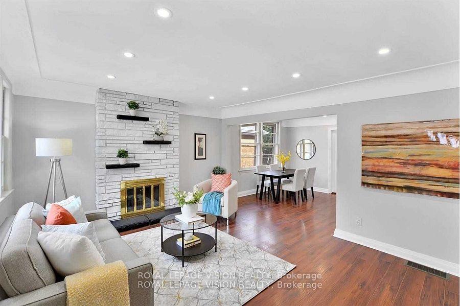 Photo 6 of 57 Binkley Cres, Hamilton, Ainslie Wood — HOMEH