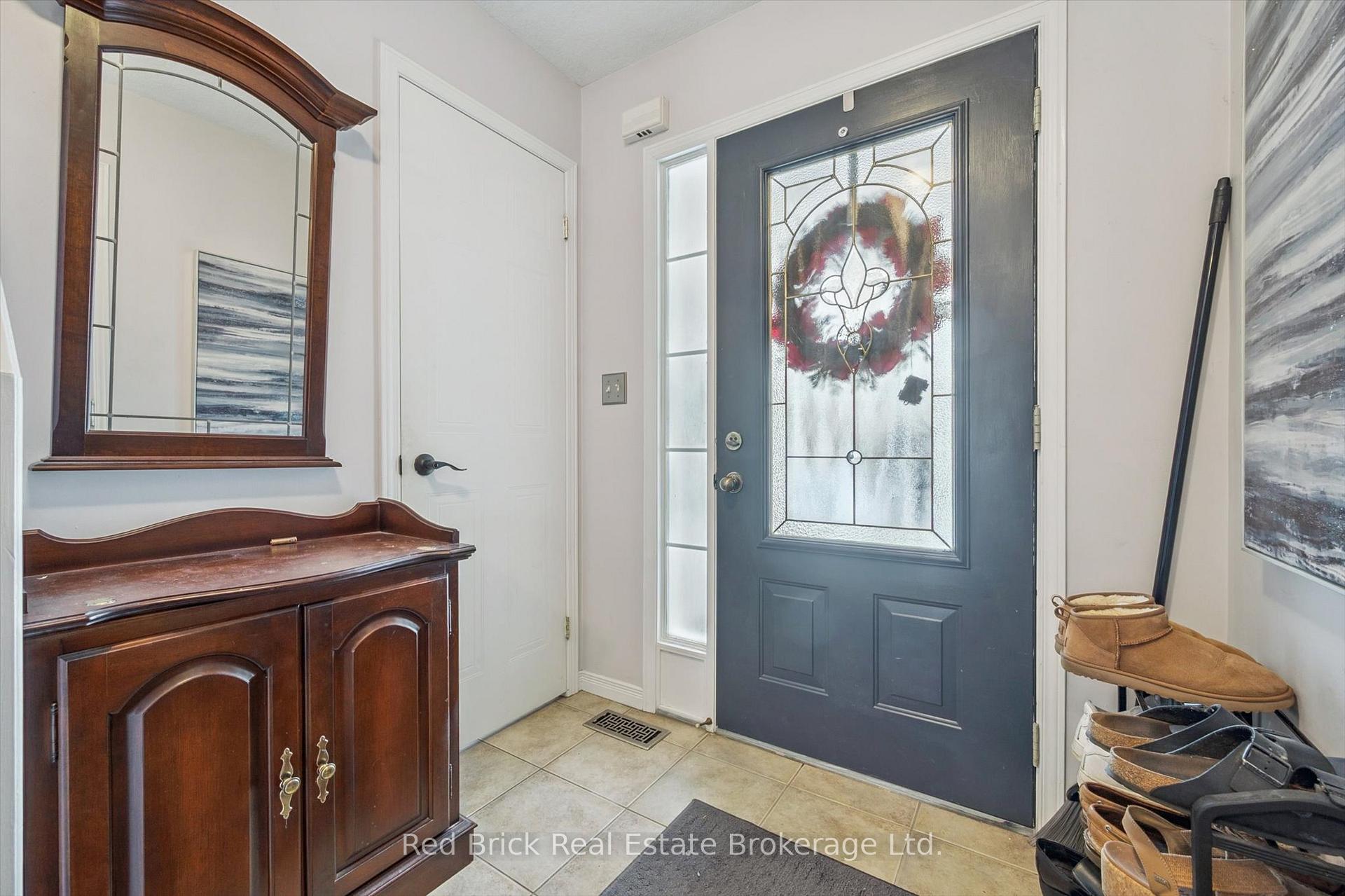 Photo 6 of 101 Wilton Road, Guelph, Victoria North — HOMEH