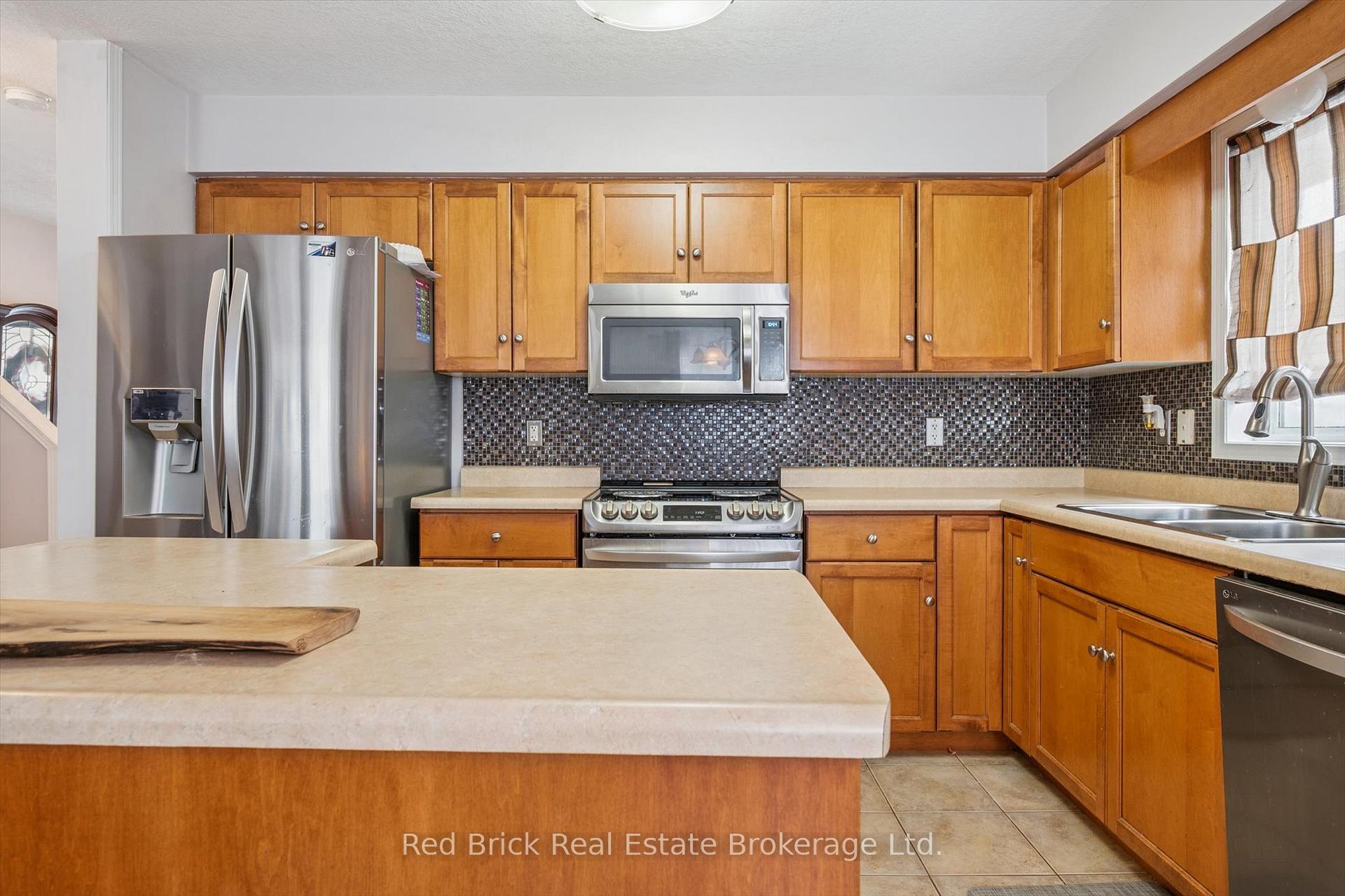 Photo 13 of 101 Wilton Road, Guelph, Victoria North — HOMEH
