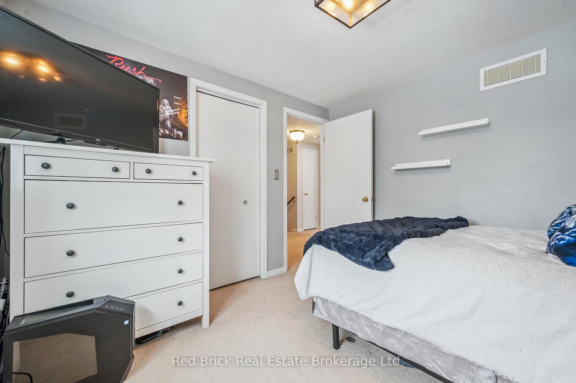Photo 18 of 101 Wilton Road, Guelph, Victoria North — HOMEH