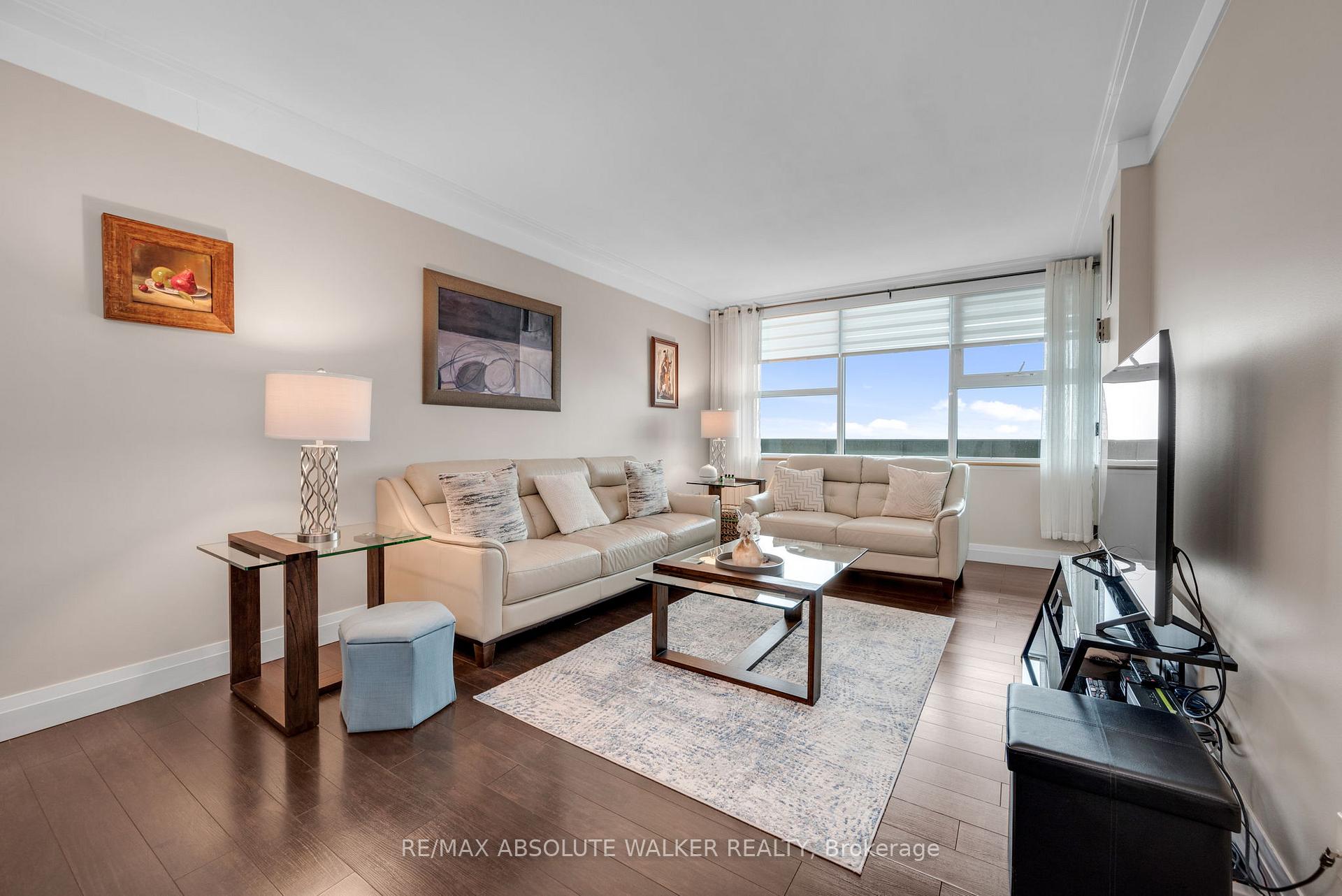Photo 40 of Unit 901, 555 Brittany Drive, Ottawa, Viscount Alexander Park — HOMEH