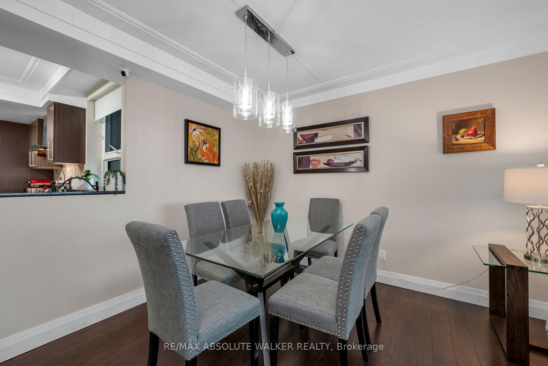 Photo 8 of Unit 901, 555 Brittany Drive, Ottawa, Viscount Alexander Park — HOMEH
