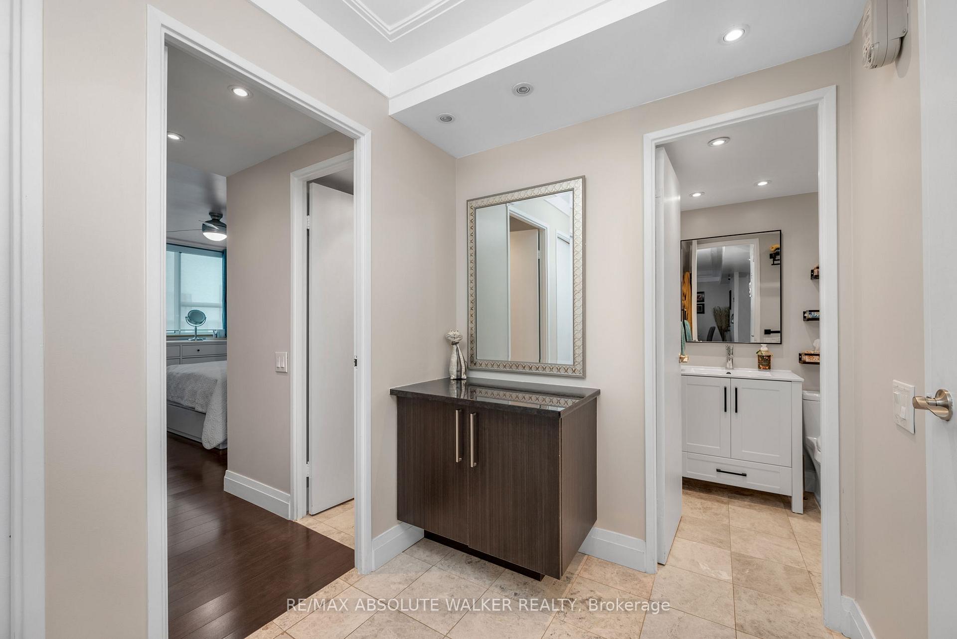 Photo 15 of Unit 901, 555 Brittany Drive, Ottawa, Viscount Alexander Park — HOMEH