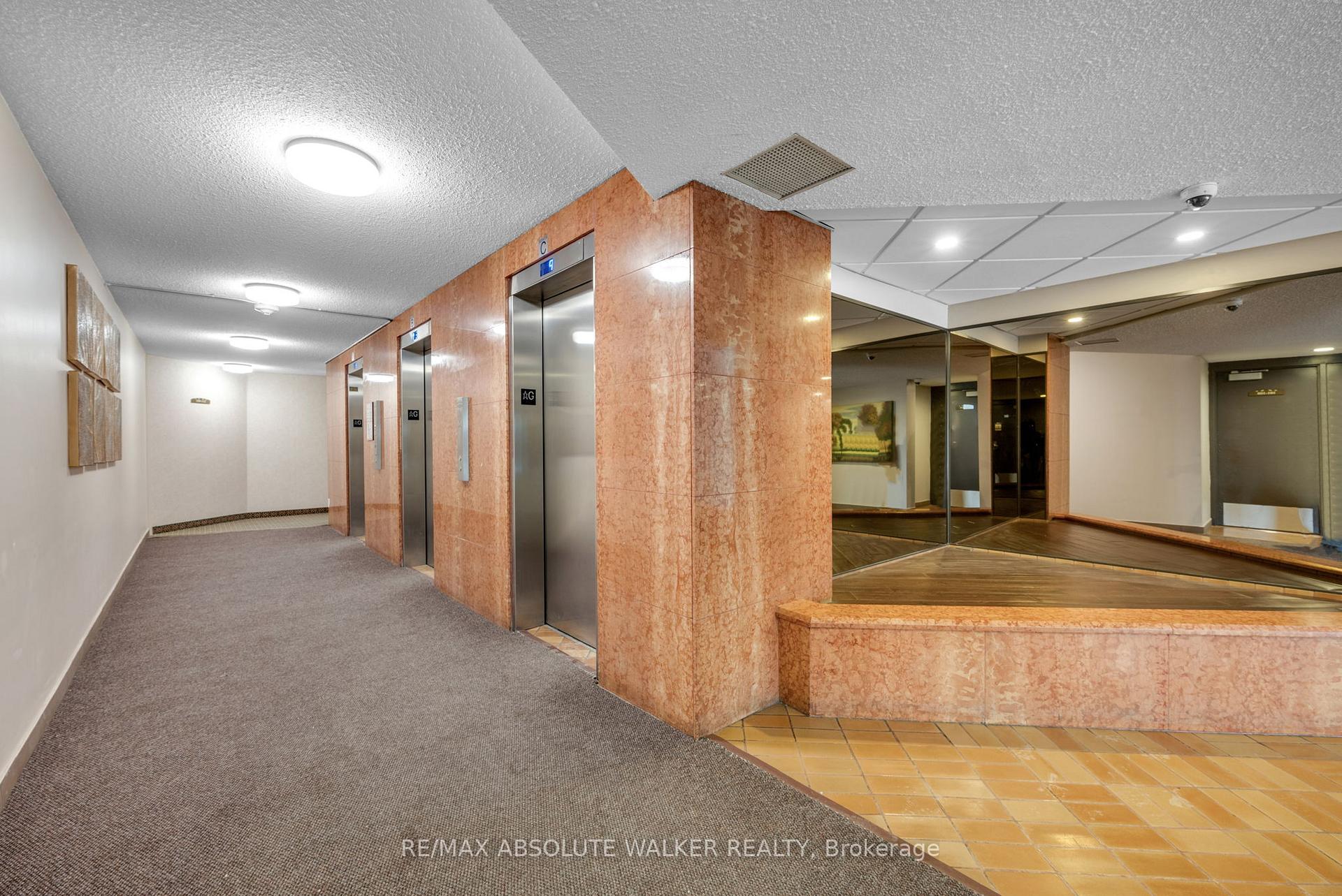 Photo 31 of Unit 901, 555 Brittany Drive, Ottawa, Viscount Alexander Park — HOMEH