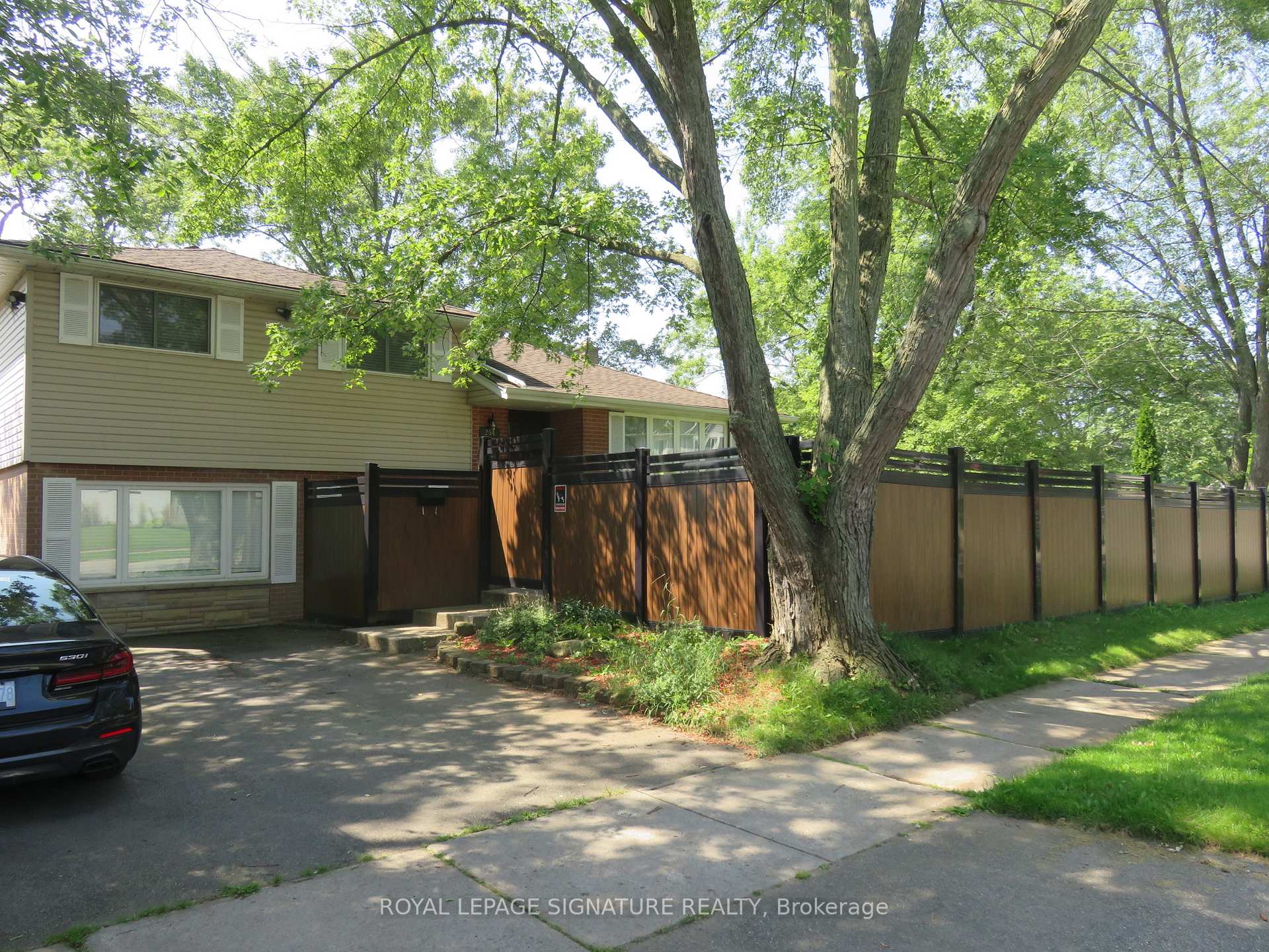Photo 19 of Unit Lower, 254 Hampton Heath Road, Burlington, Appleby — HOMEH