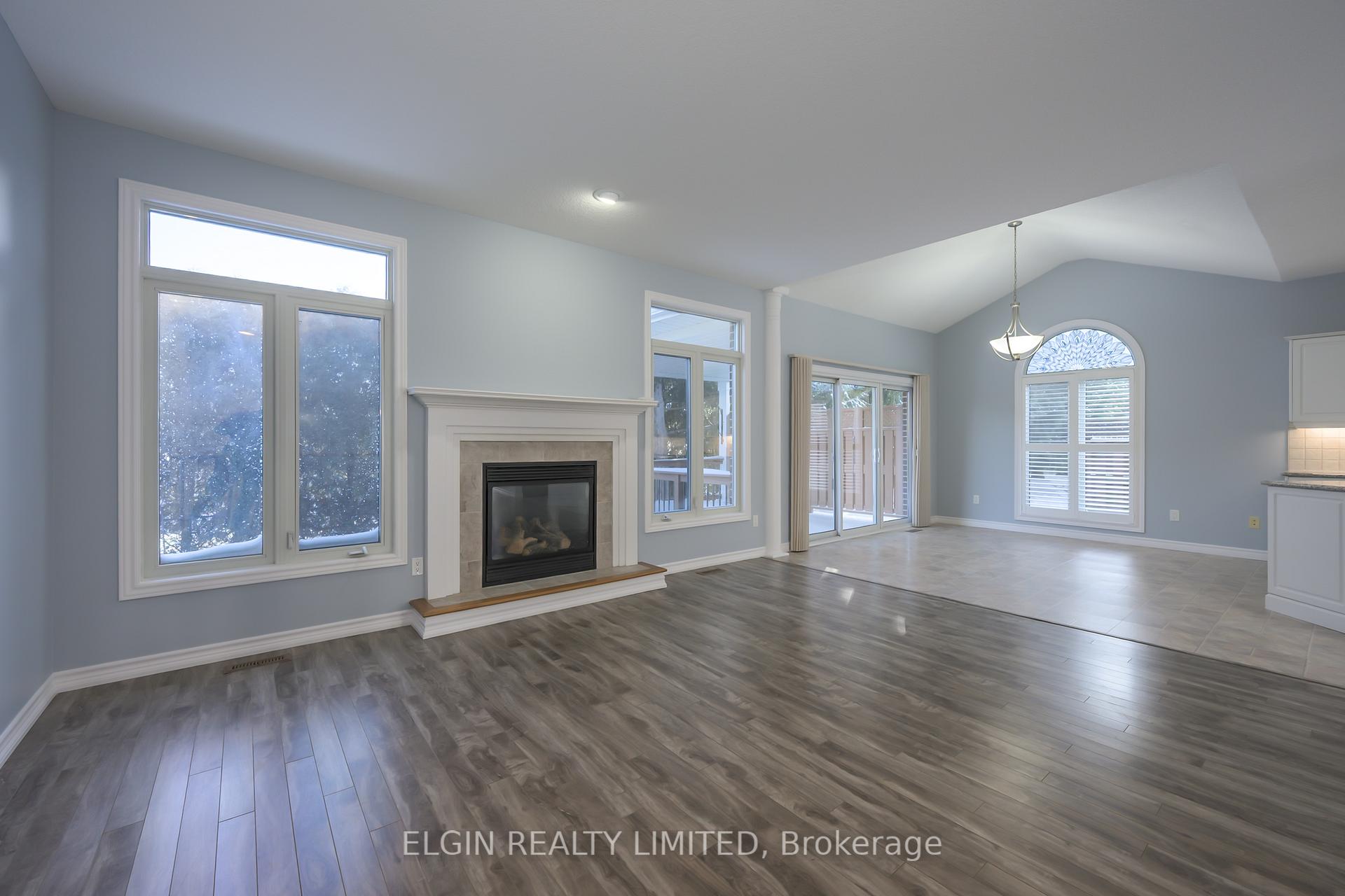Photo 5 of Unit 45, 101 Southgate Parkway, St. Thomas — HOMEH