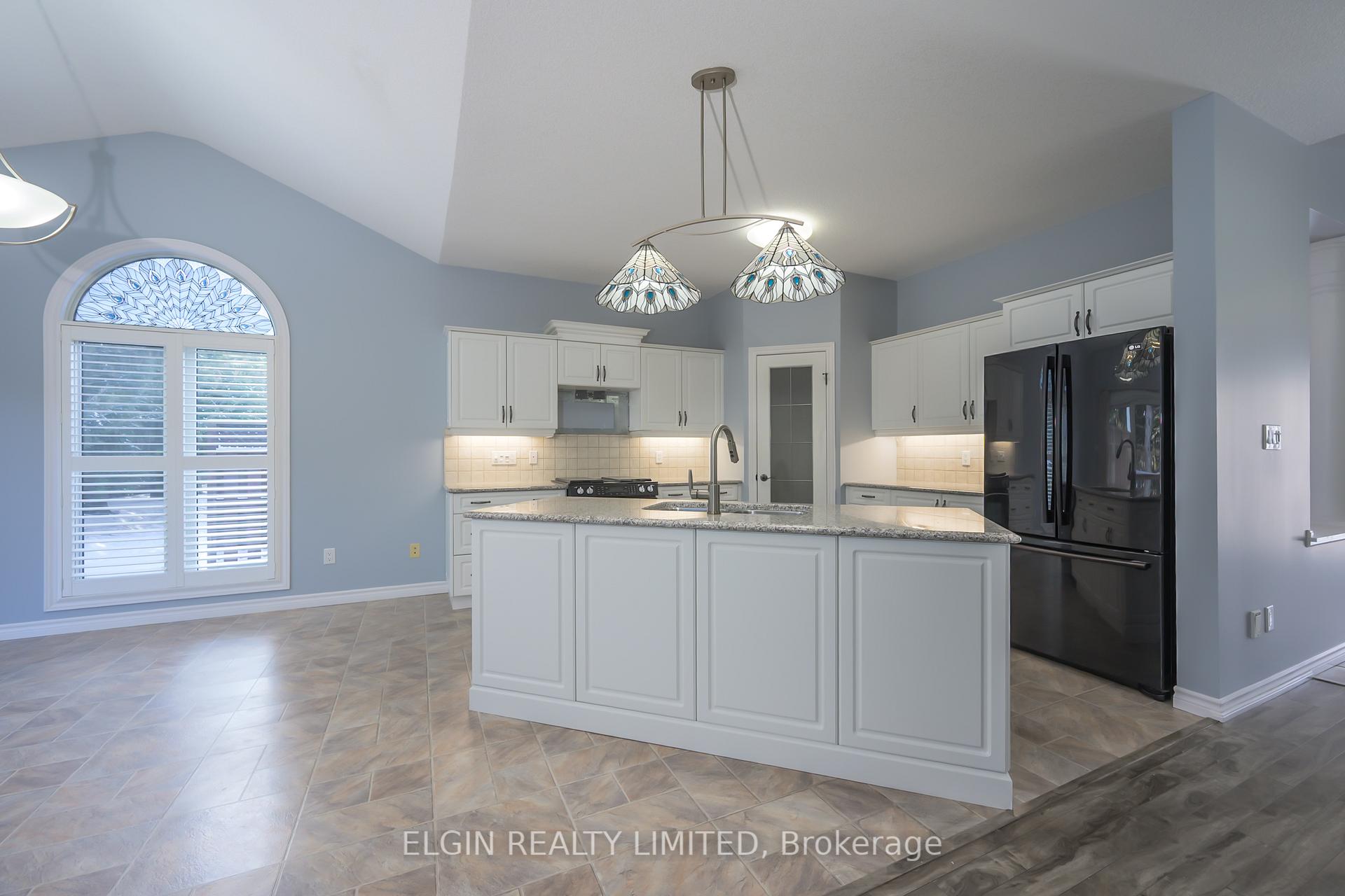 Photo 33 of Unit 45, 101 Southgate Parkway, St. Thomas — HOMEH
