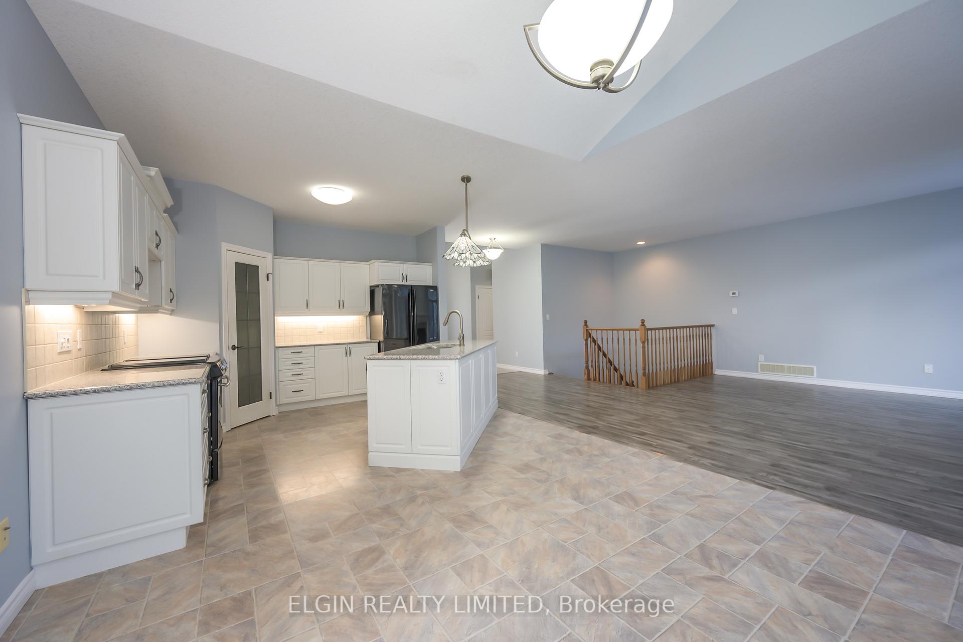 Photo 30 of Unit 45, 101 Southgate Parkway, St. Thomas — HOMEH