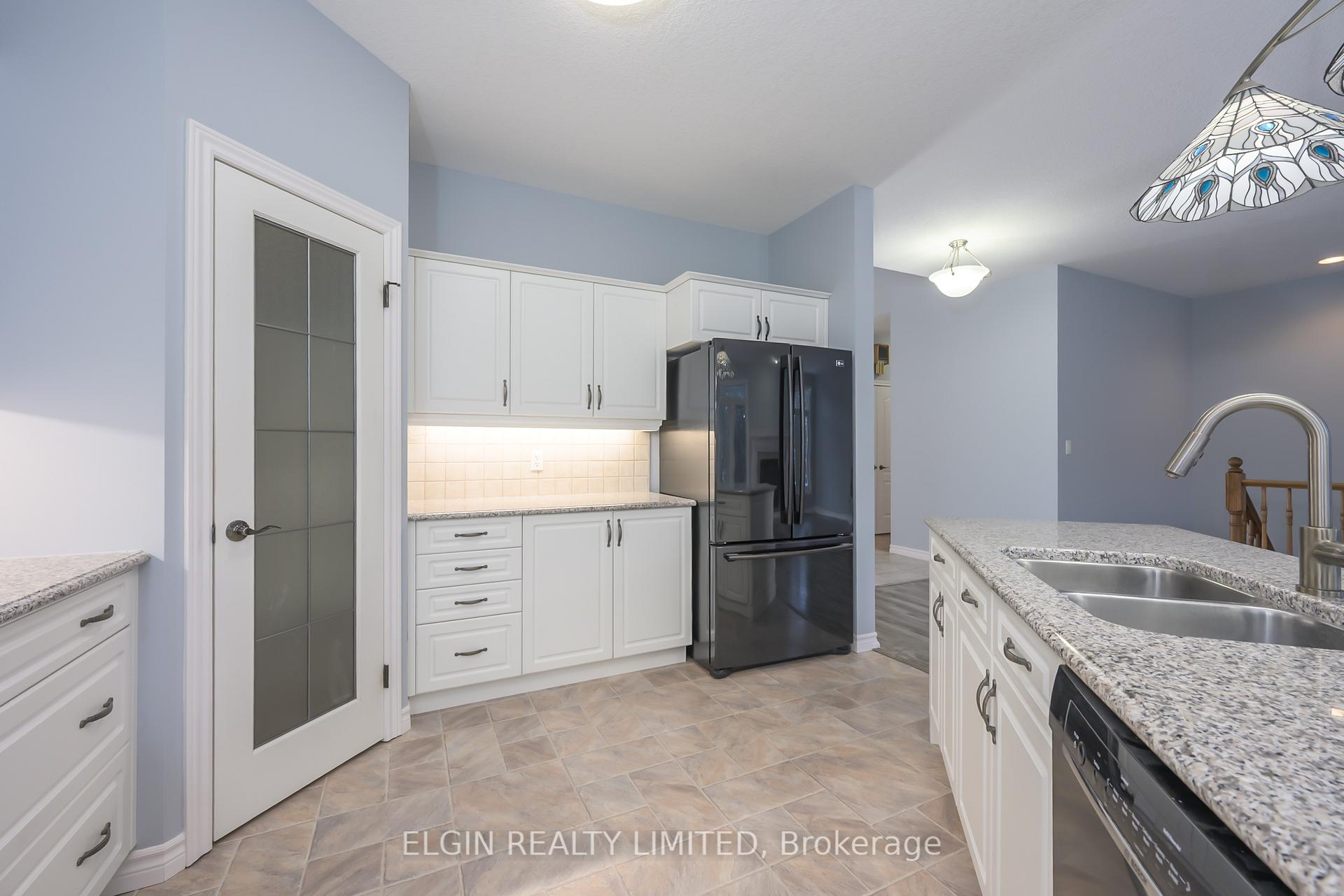 Photo 21 of Unit 45, 101 Southgate Parkway, St. Thomas — HOMEH