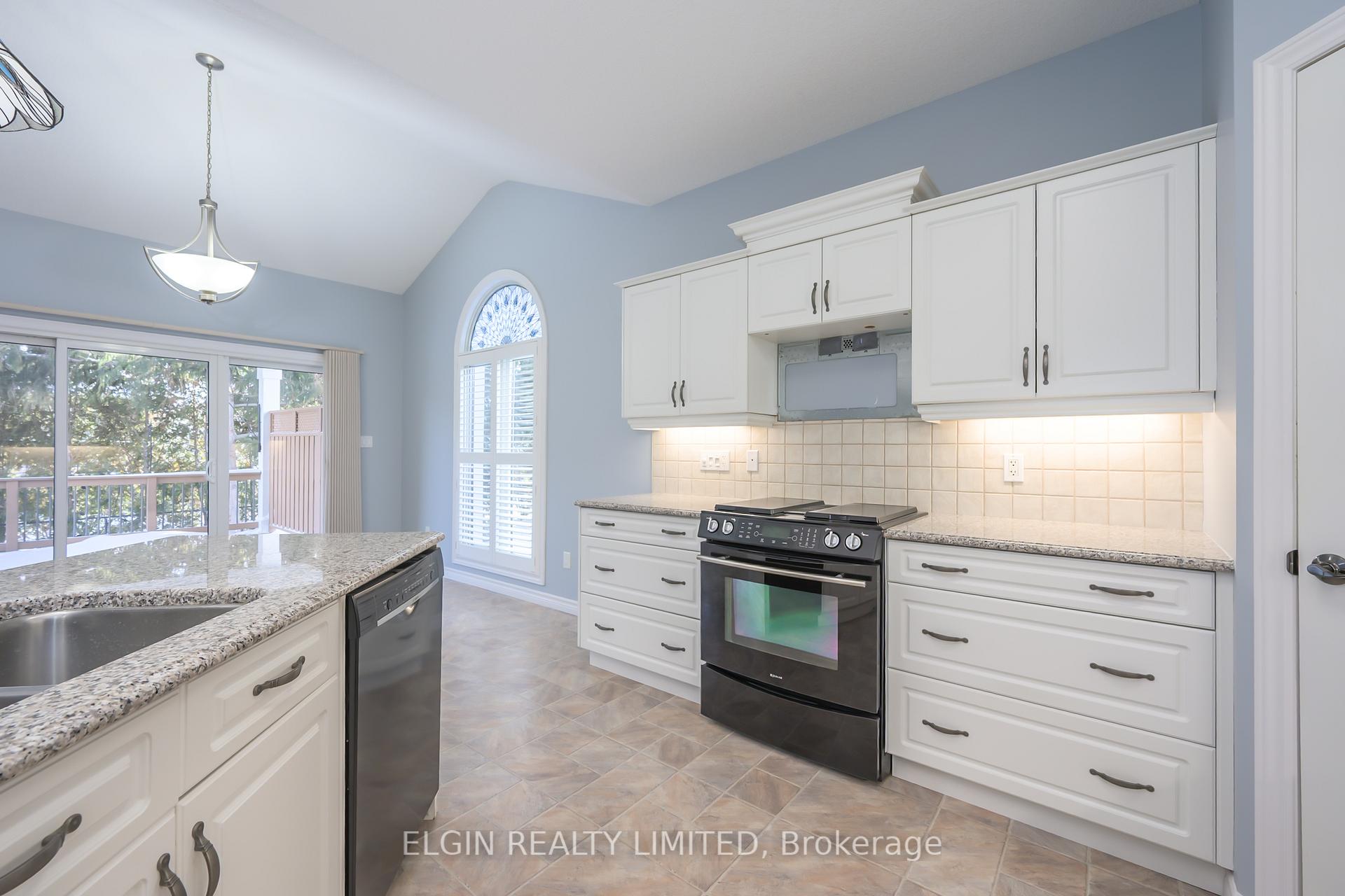Photo 25 of Unit 45, 101 Southgate Parkway, St. Thomas — HOMEH