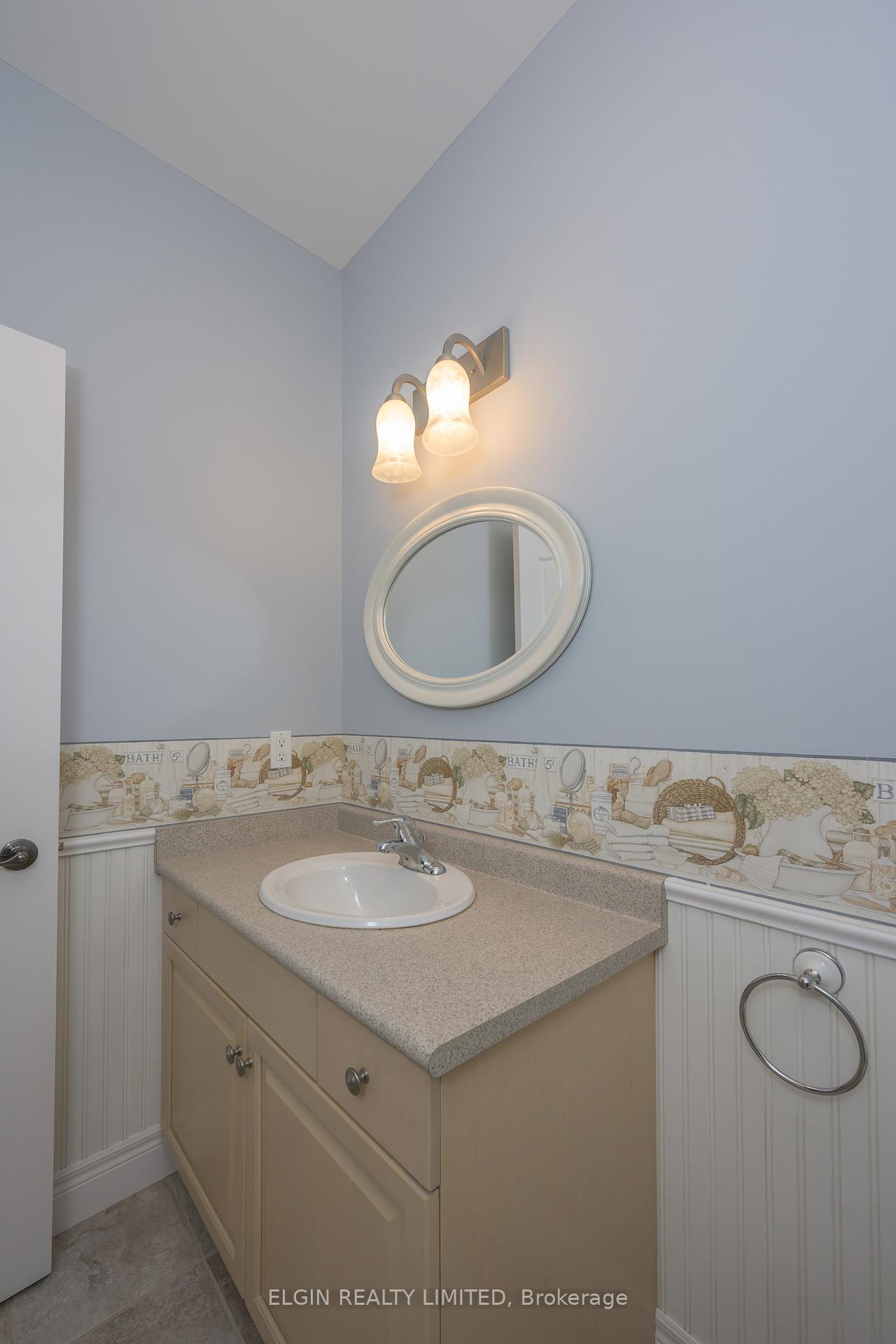 Photo 12 of Unit 45, 101 Southgate Parkway, St. Thomas — HOMEH