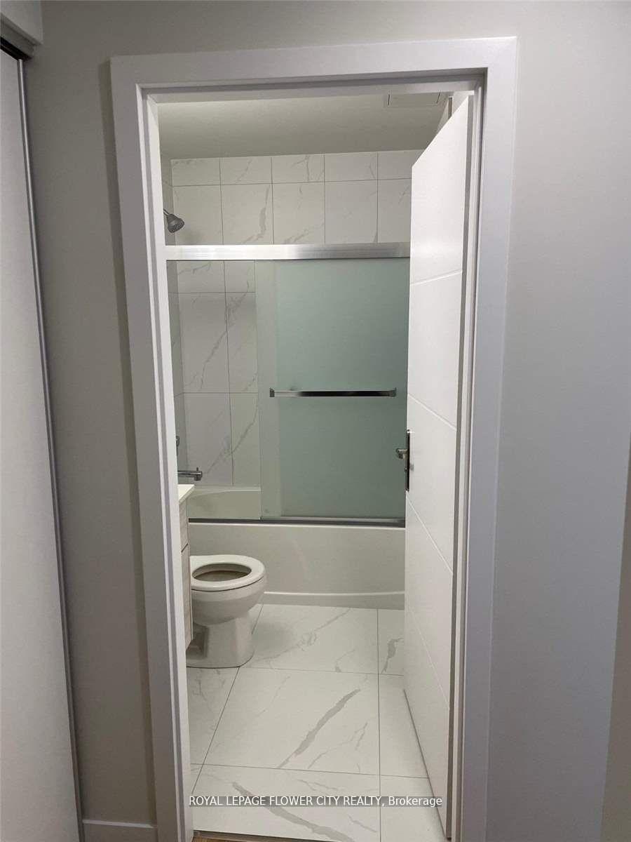 Photo 10 of Unit 2402, 60 Frederick Street, Kitchener, City Commercial Core — HOMEH