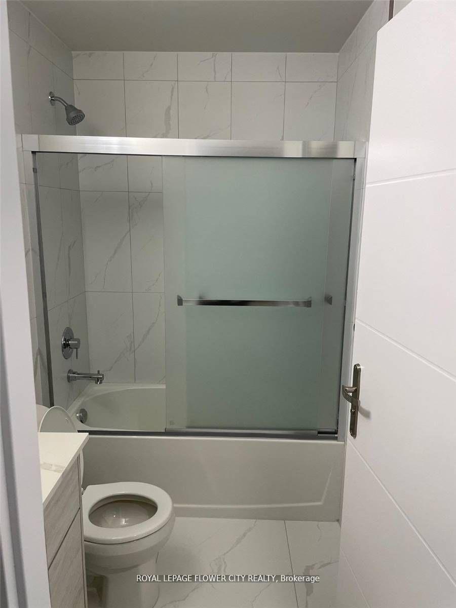 Photo 11 of Unit 2402, 60 Frederick Street, Kitchener, City Commercial Core — HOMEH