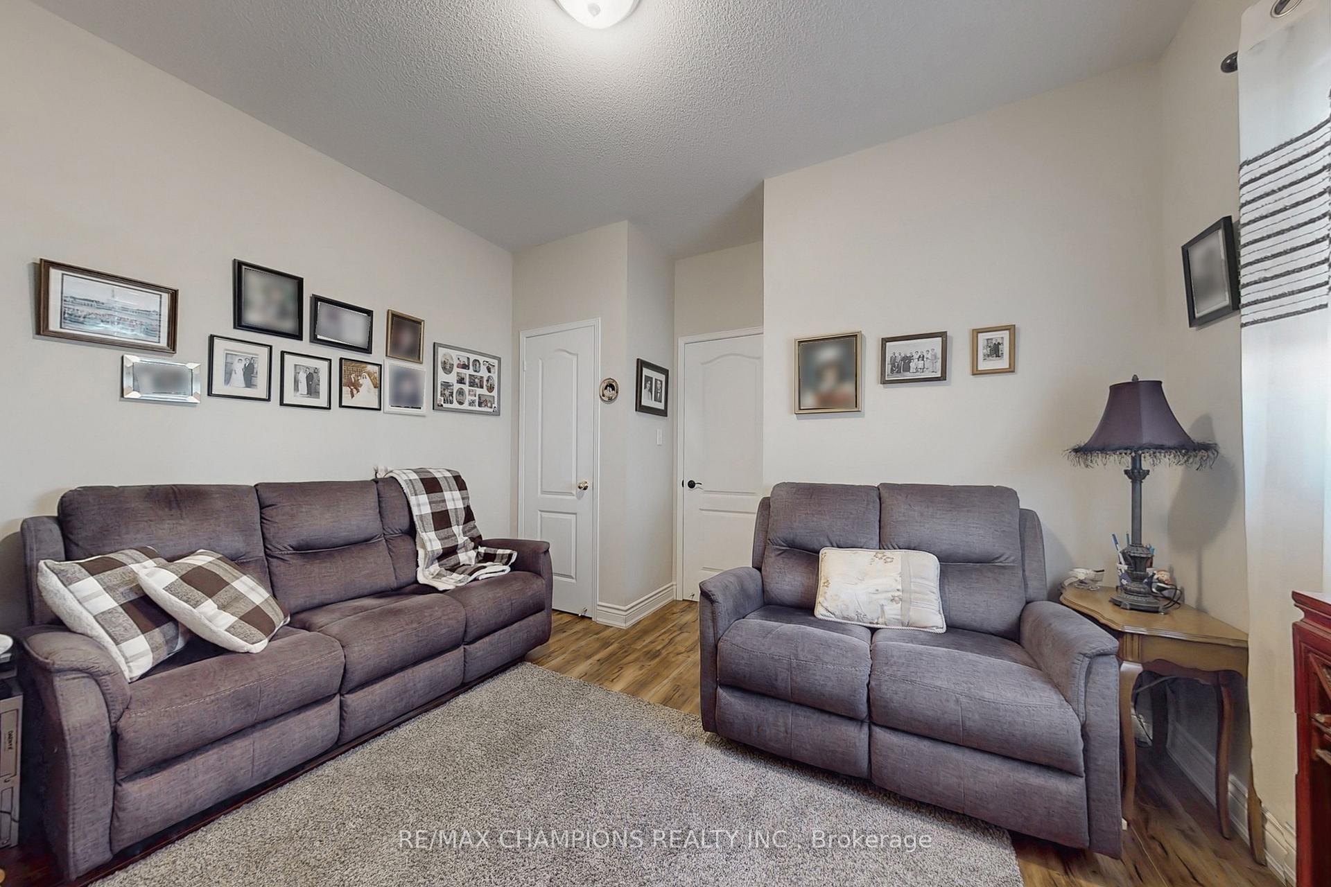 Photo 22 of 36 Baybrook Road, Brampton, Snelgrove — HOMEH