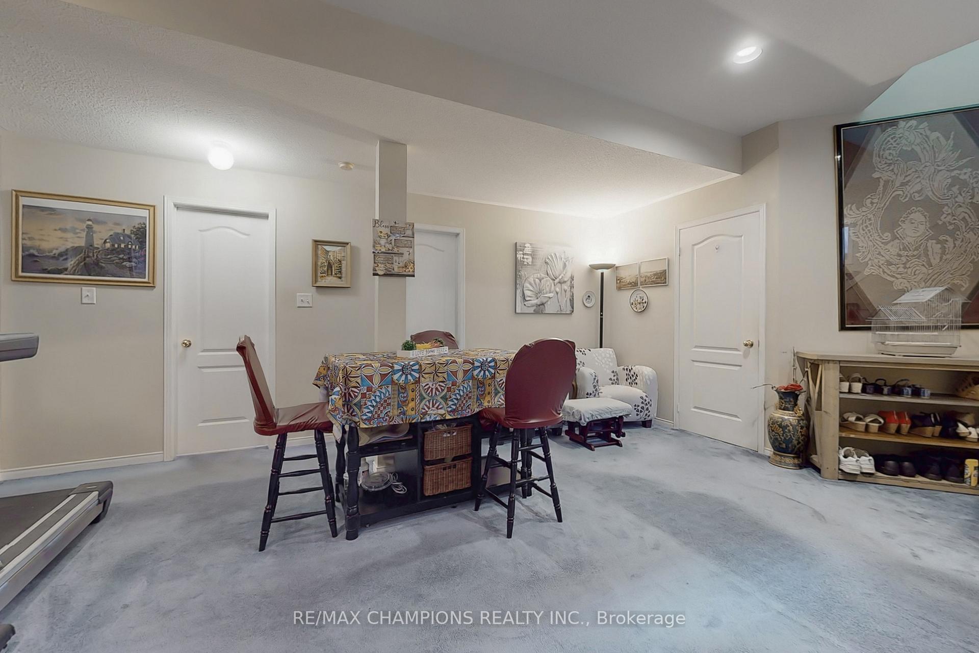 Photo 30 of 36 Baybrook Road, Brampton, Snelgrove — HOMEH
