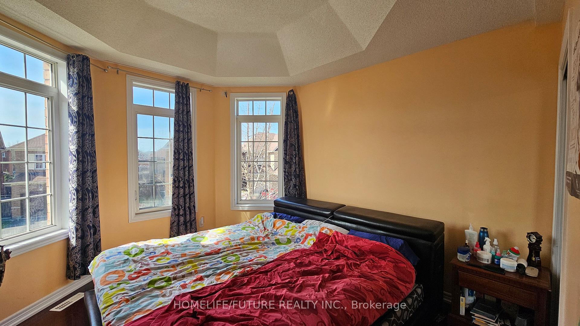 Photo 12 of Unit Main & 2nd Floor, 33 Silkgrove Terrace, Markham, Wismer — HOMEH