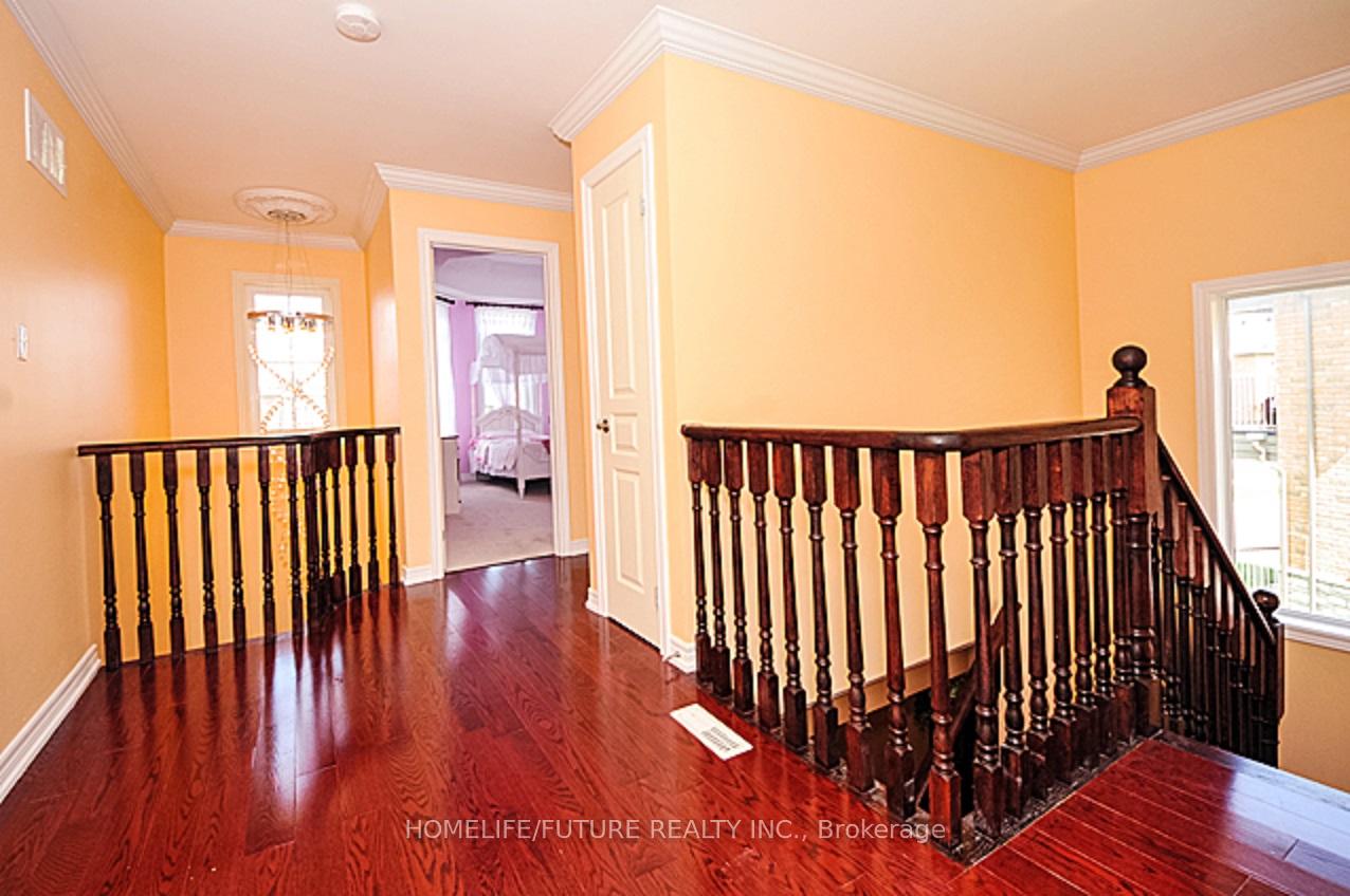 Photo 14 of Unit Main & 2nd Floor, 33 Silkgrove Terrace, Markham, Wismer — HOMEH
