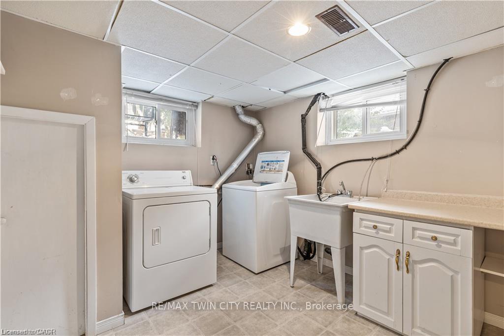 Photo 15 of 69 Lowrey Avenue N, Cambridge — HOMEH